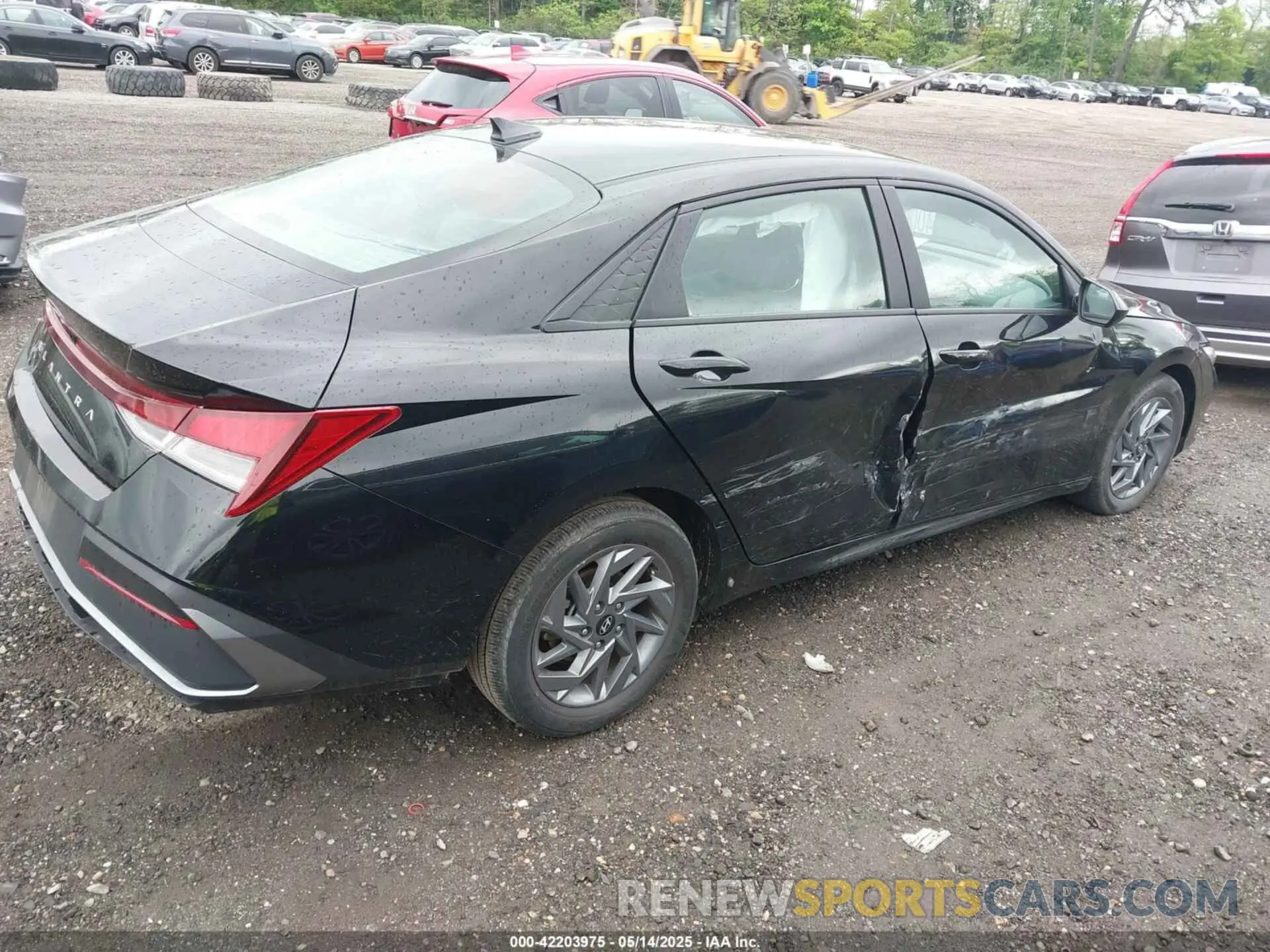4 Фотография поврежденного автомобиля KMHLM4DG6RU653322 HYUNDAI ELANTRA 2024