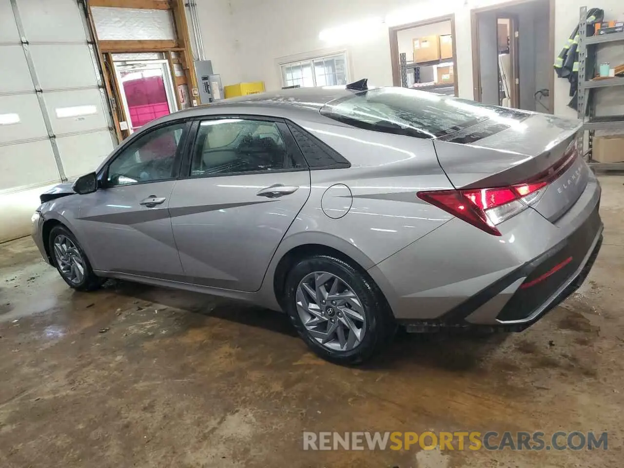 2 Фотография поврежденного автомобиля KMHLM4DG6RU821833 HYUNDAI ELANTRA 2024