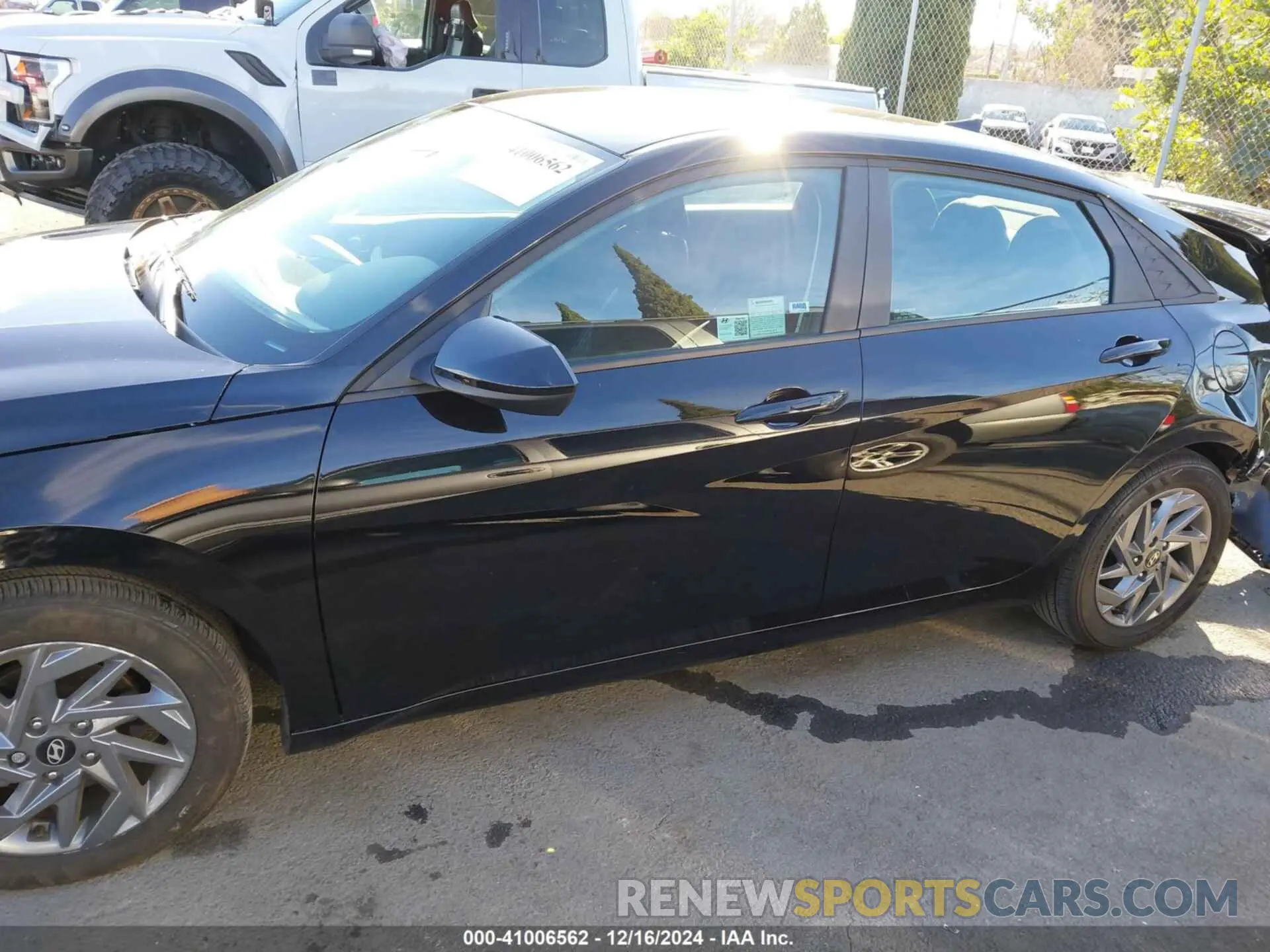 14 Photograph of a damaged car KMHLM4DG6RU844660 HYUNDAI ELANTRA 2024