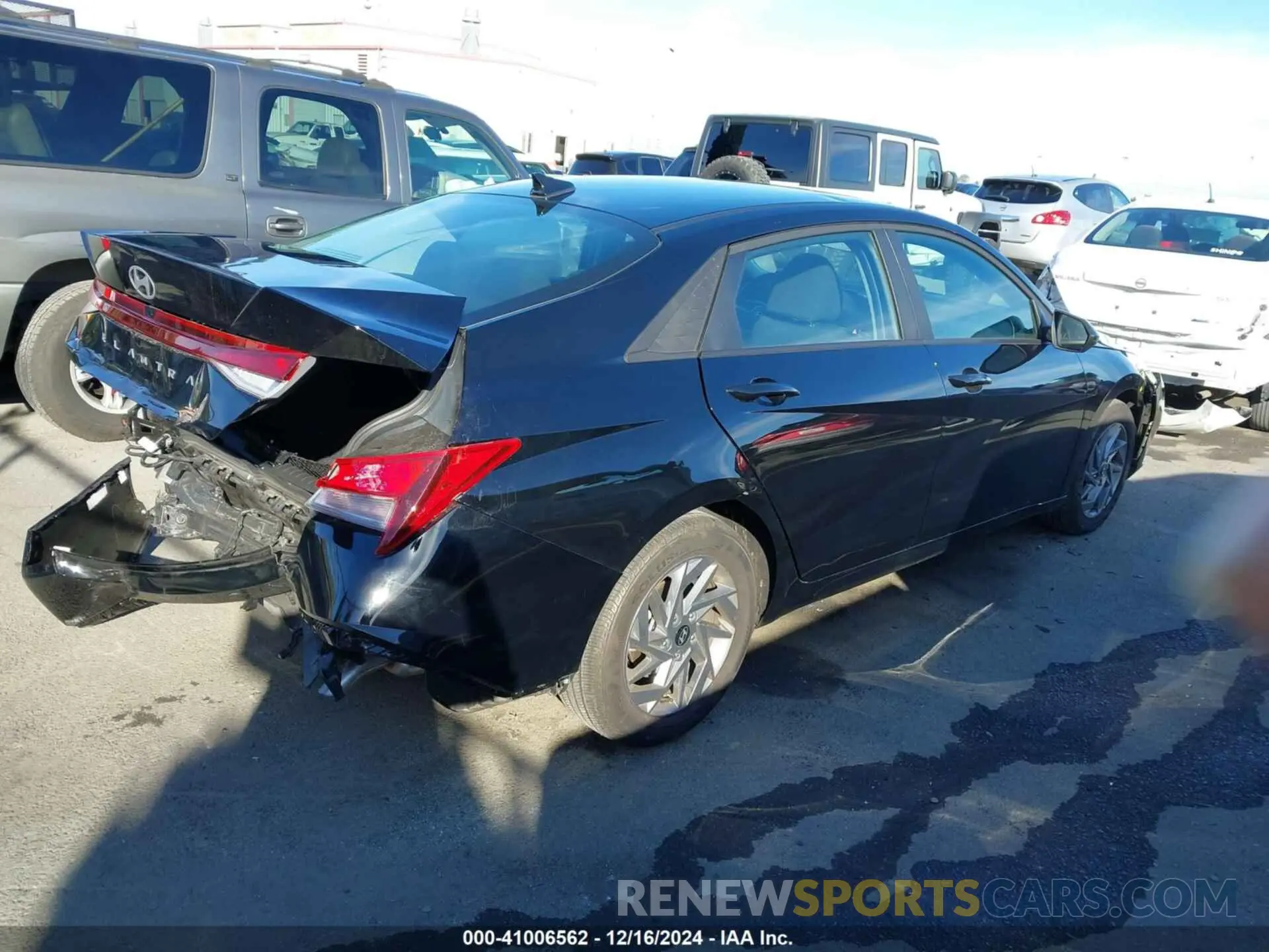 4 Photograph of a damaged car KMHLM4DG6RU844660 HYUNDAI ELANTRA 2024
