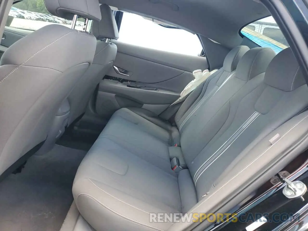 10 Фотография поврежденного автомобиля KMHLM4DG7RU693814 HYUNDAI ELANTRA 2024