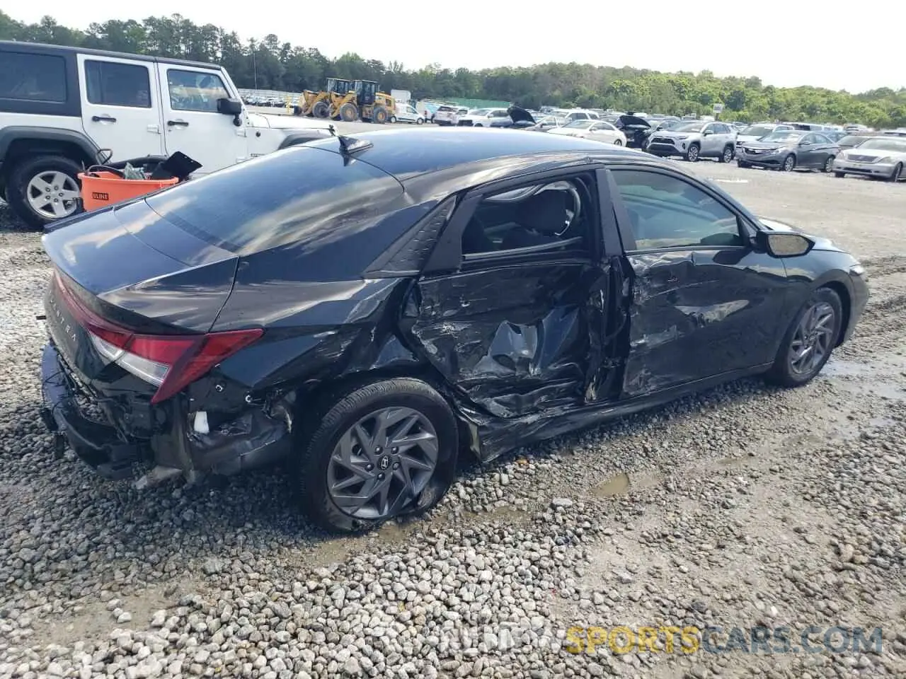 3 Фотография поврежденного автомобиля KMHLM4DG7RU693814 HYUNDAI ELANTRA 2024