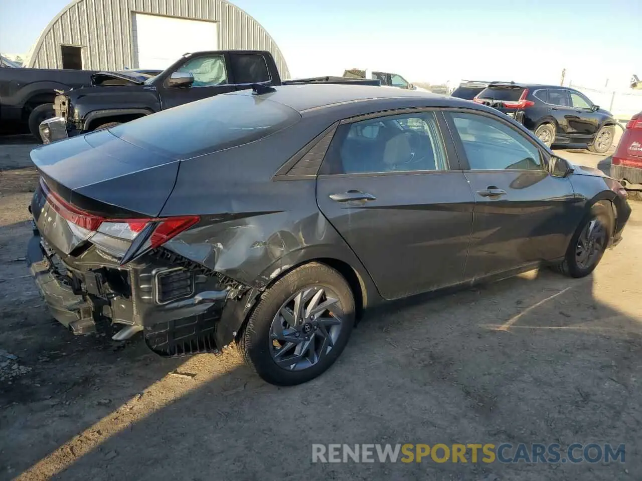 3 Фотография поврежденного автомобиля KMHLM4DG7RU750884 HYUNDAI ELANTRA 2024