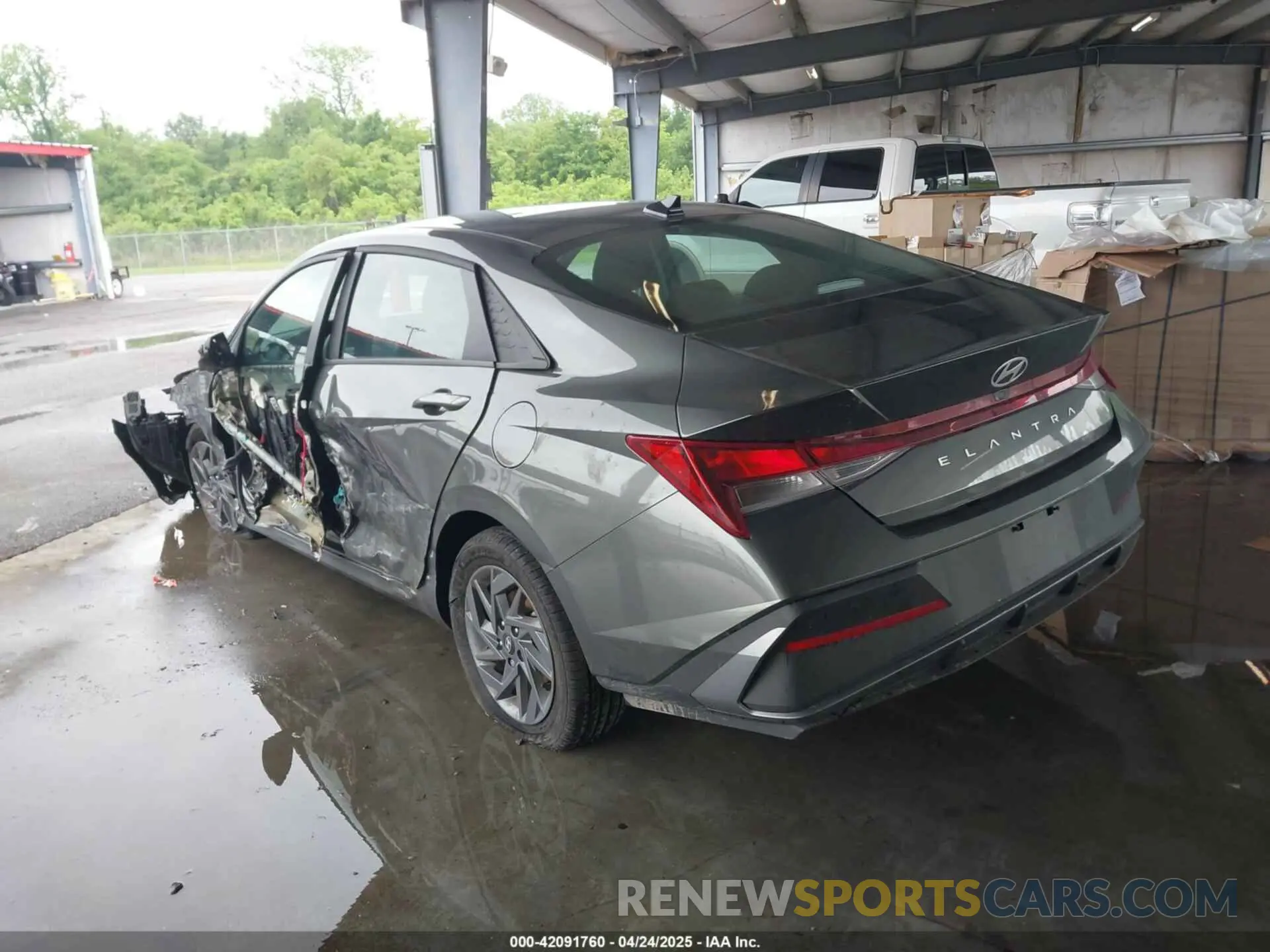3 Photograph of a damaged car KMHLM4DG7RU751078 HYUNDAI ELANTRA 2024