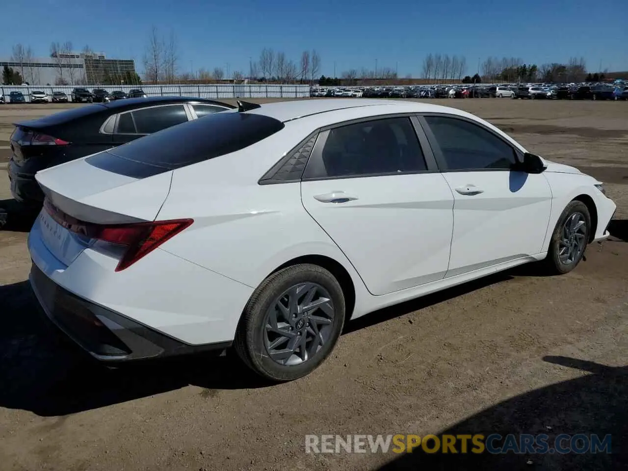 3 Фотография поврежденного автомобиля KMHLM4DG7RU766261 HYUNDAI ELANTRA 2024
