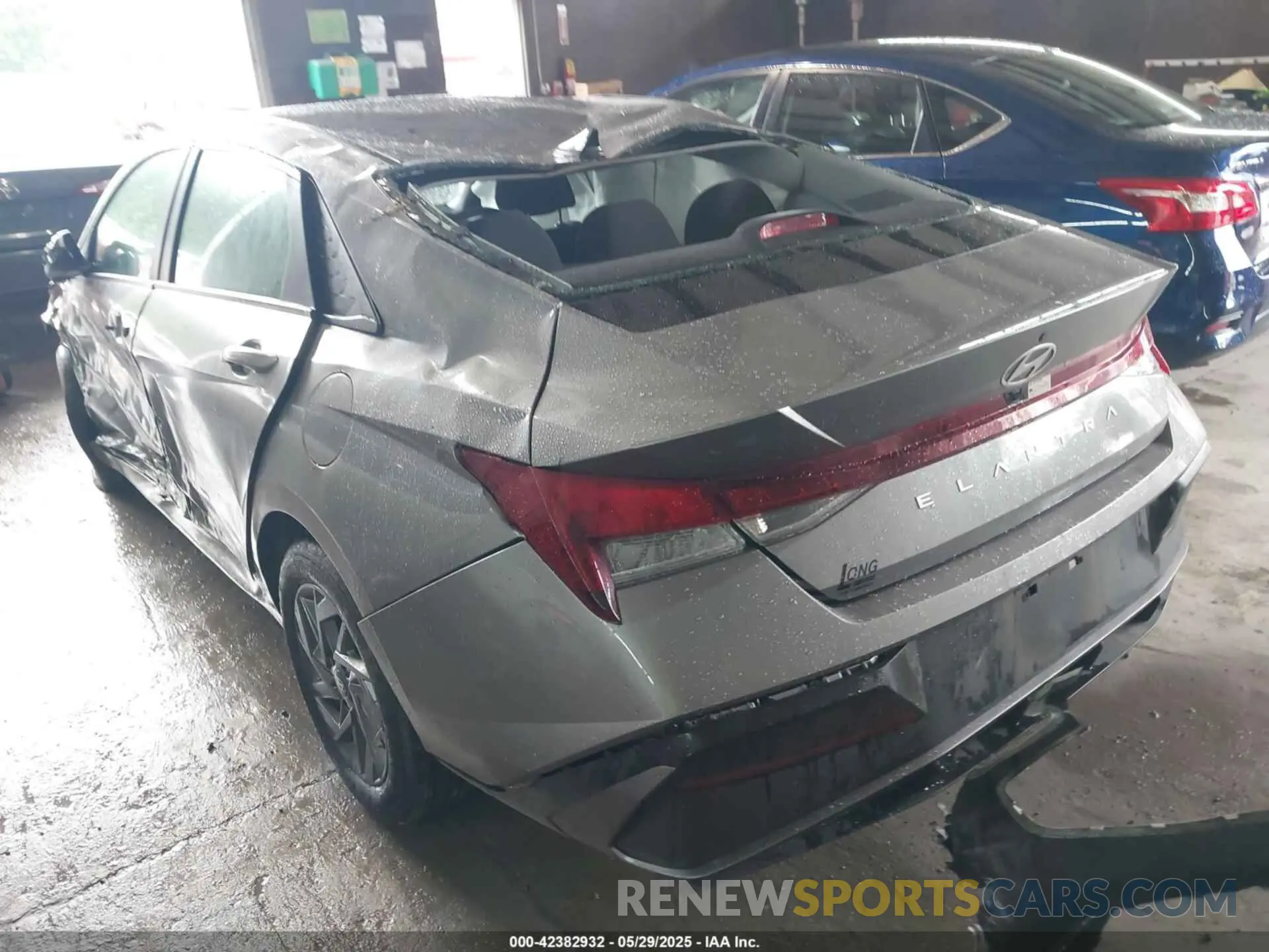 3 Photograph of a damaged car KMHLM4DG7RU773291 HYUNDAI ELANTRA 2024