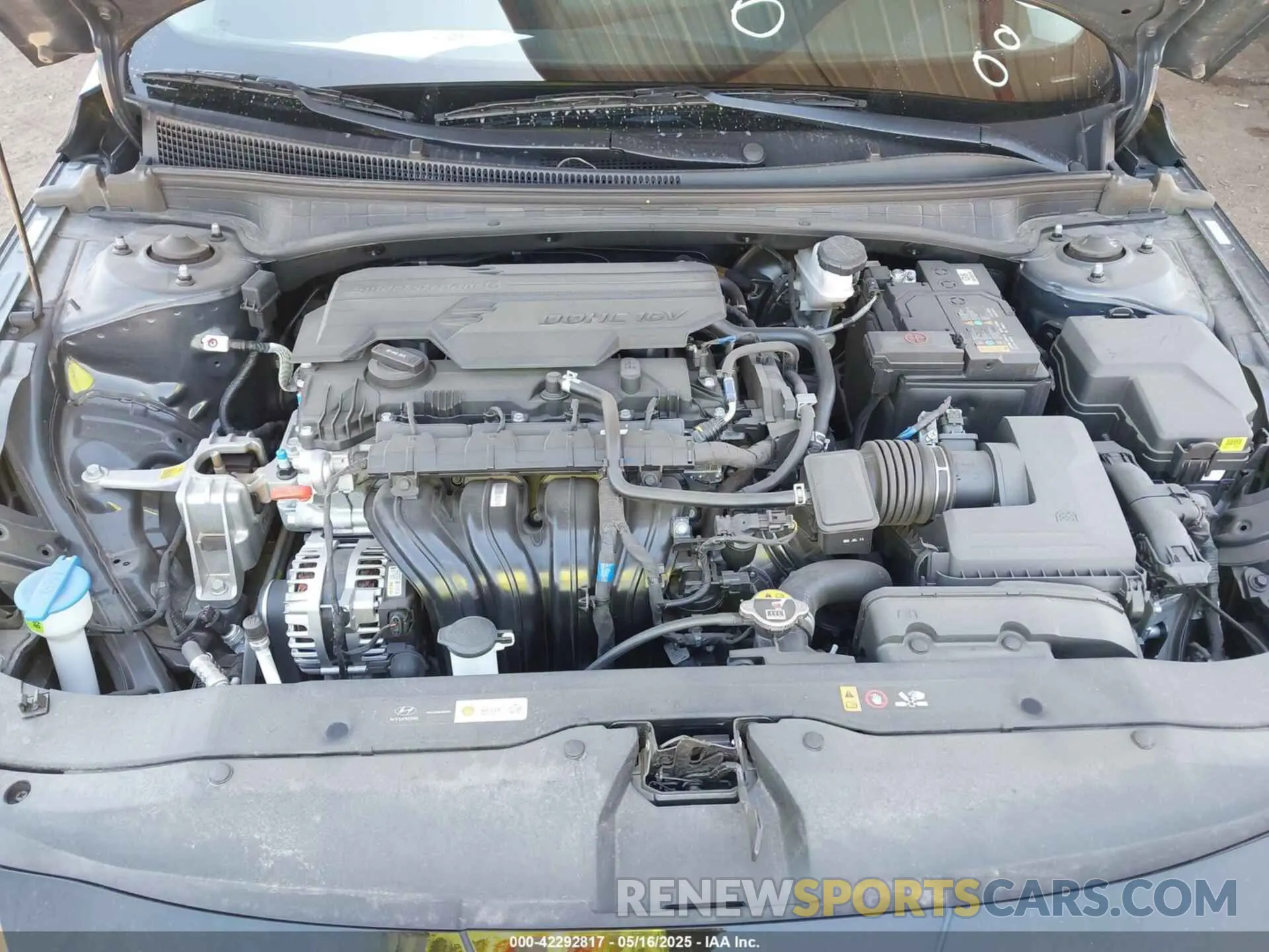 10 Photograph of a damaged car KMHLM4DG7RU805561 HYUNDAI ELANTRA 2024