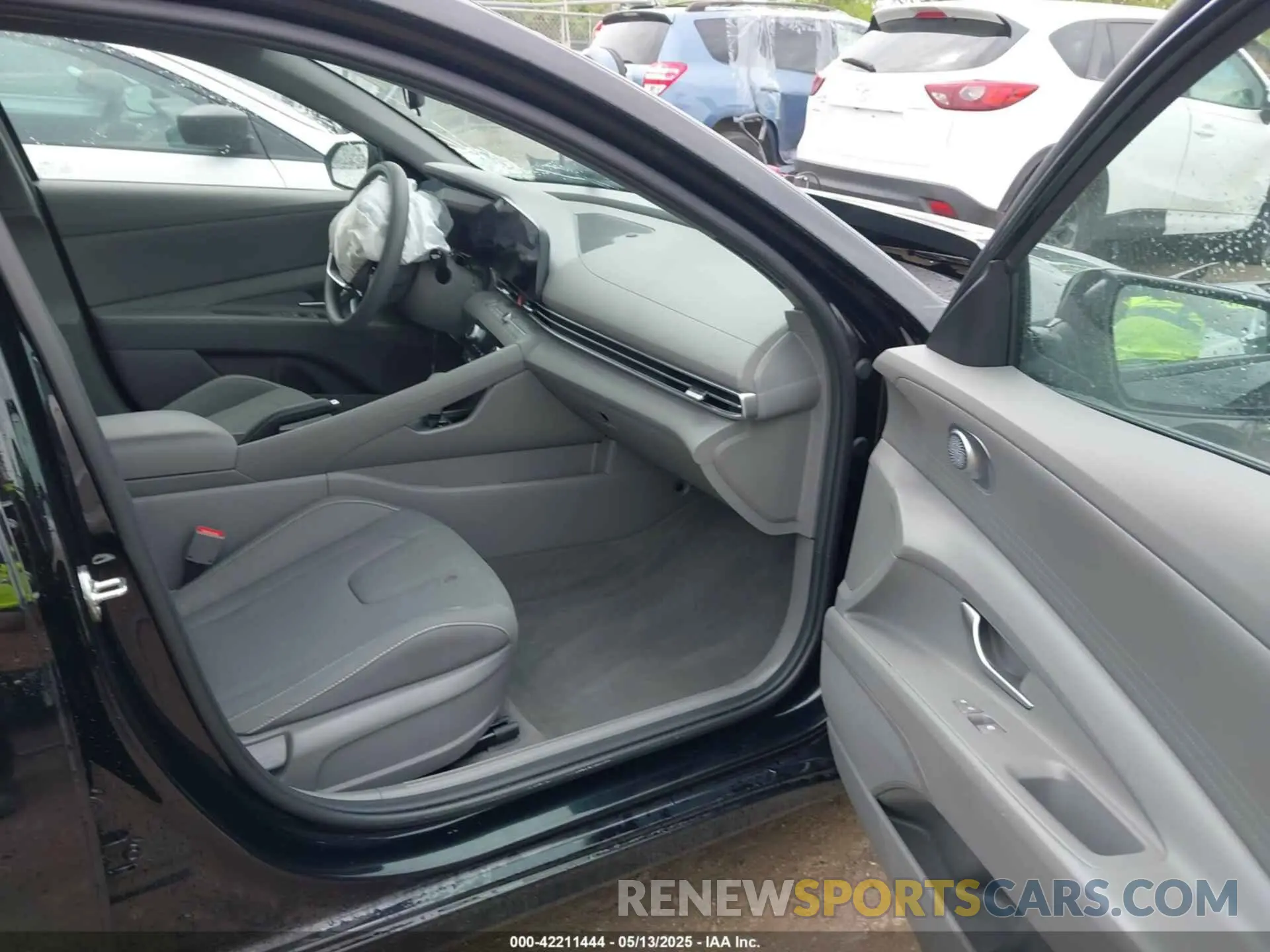 5 Photograph of a damaged car KMHLM4DG8RU690033 HYUNDAI ELANTRA 2024