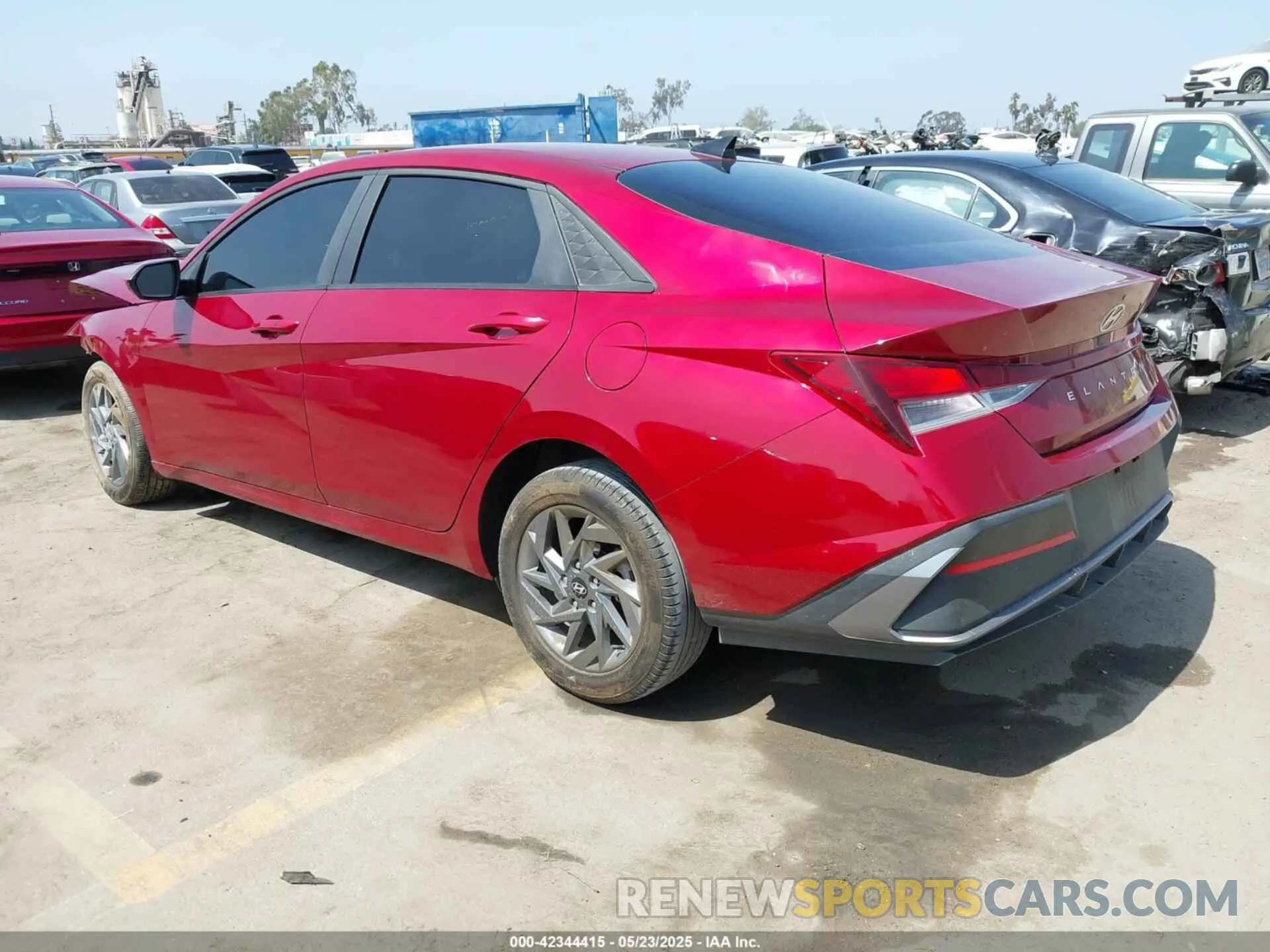 3 Фотография поврежденного автомобиля KMHLM4DG8RU730160 HYUNDAI ELANTRA 2024