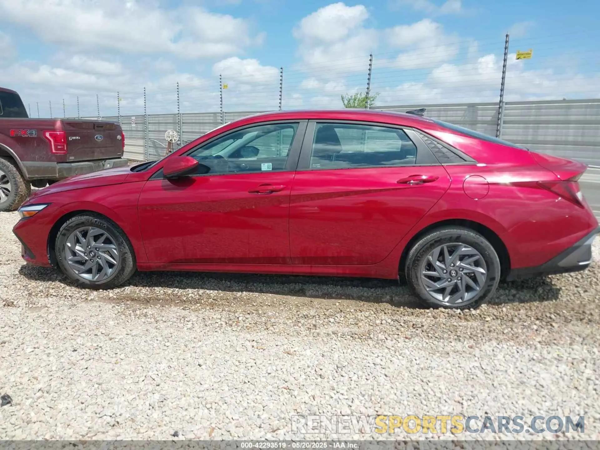 14 Photograph of a damaged car KMHLM4DG8RU785742 HYUNDAI ELANTRA 2024