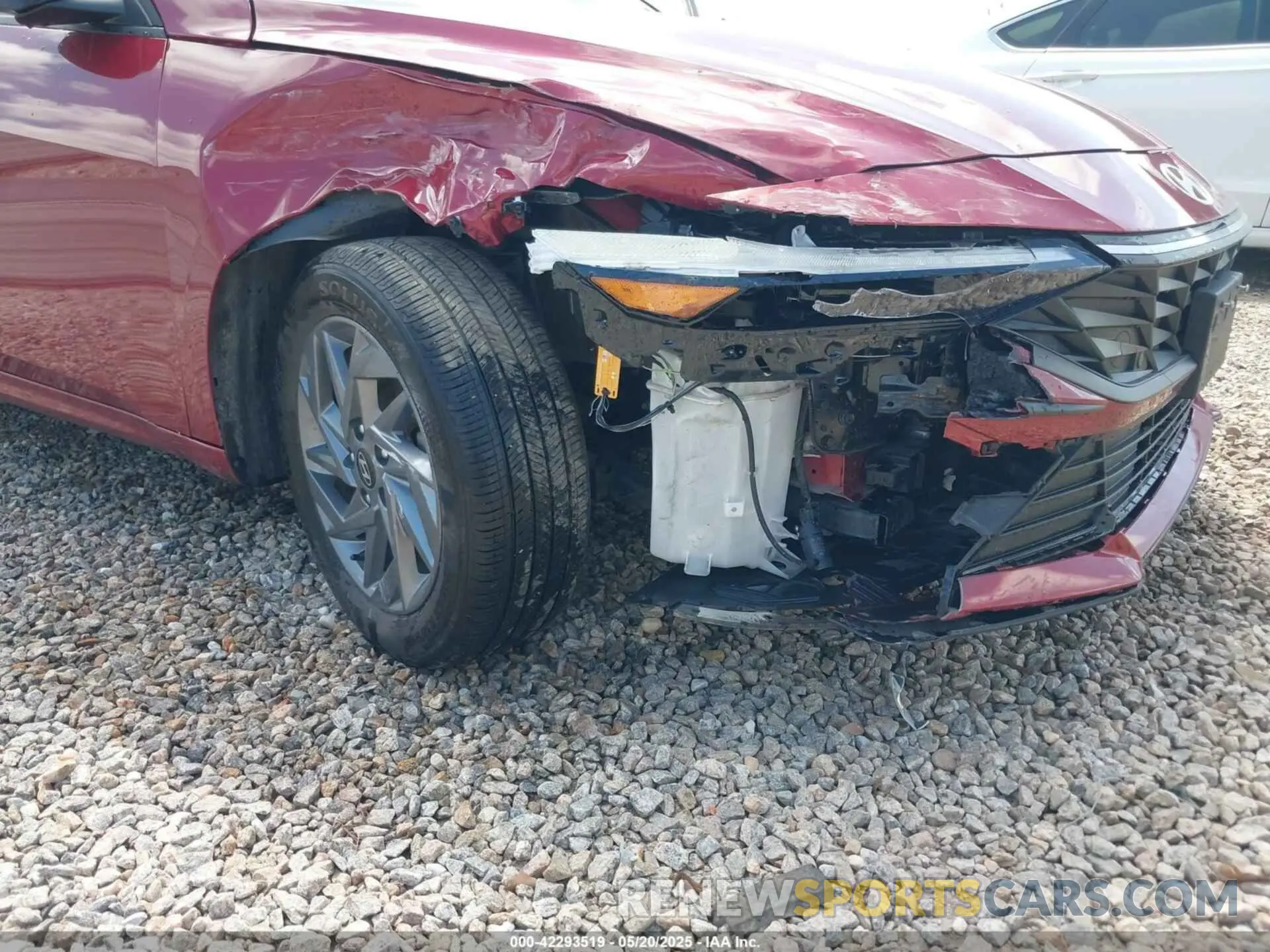6 Photograph of a damaged car KMHLM4DG8RU785742 HYUNDAI ELANTRA 2024