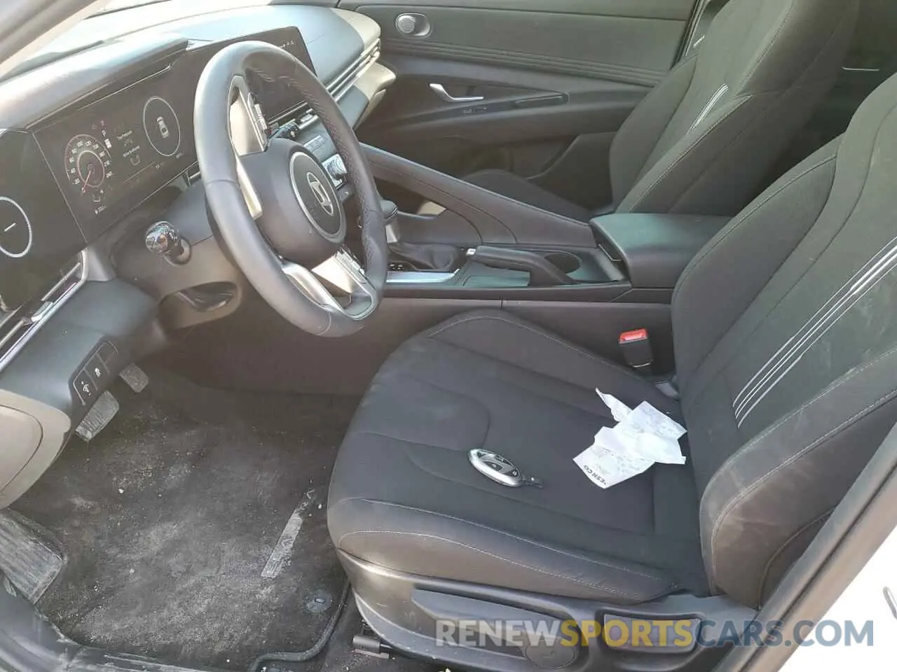 7 Фотография поврежденного автомобиля KMHLM4DG8RU790181 HYUNDAI ELANTRA 2024