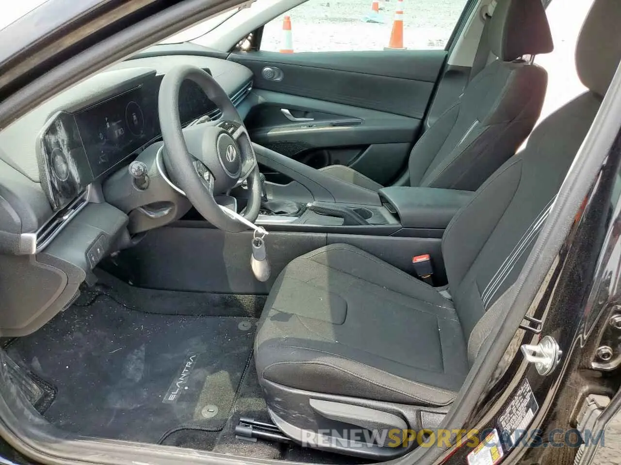 7 Photograph of a damaged car KMHLM4DG8RU813071 HYUNDAI ELANTRA 2024
