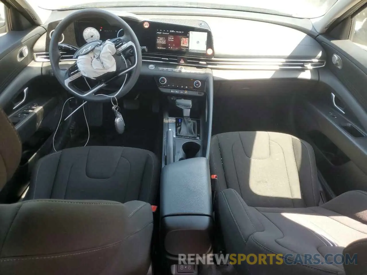8 Фотография поврежденного автомобиля KMHLM4DG9RU717837 HYUNDAI ELANTRA 2024