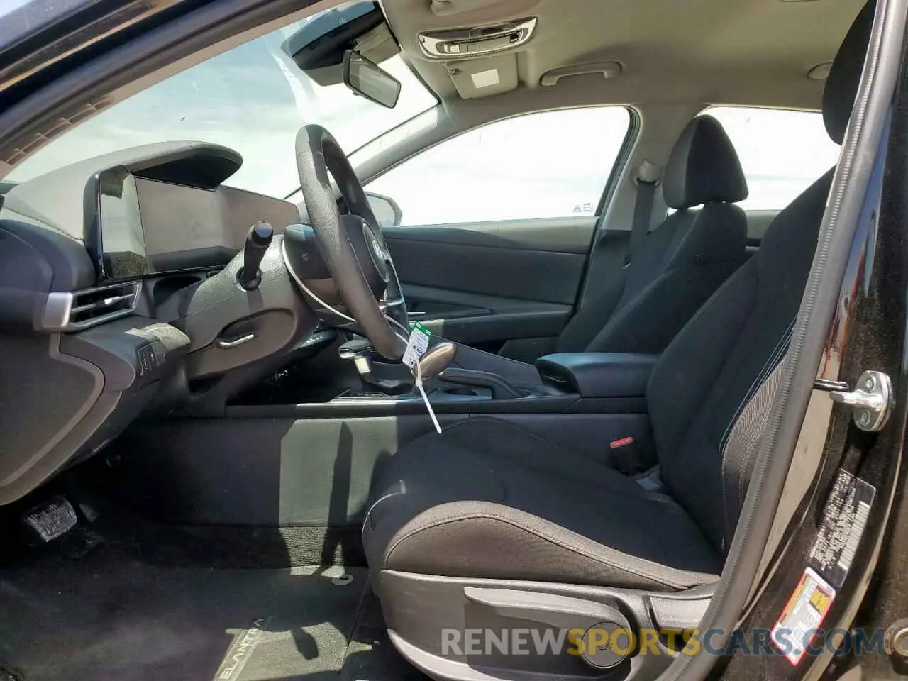 7 Фотография поврежденного автомобиля KMHLM4DG9RU723704 HYUNDAI ELANTRA 2024
