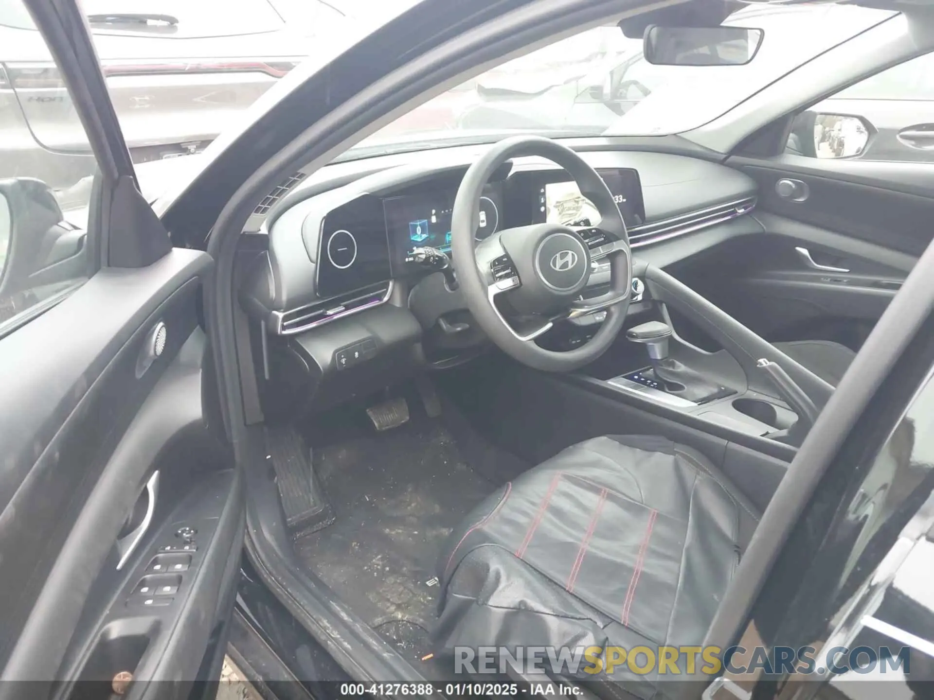 17 Photograph of a damaged car KMHLM4DG9RU748392 HYUNDAI ELANTRA 2024
