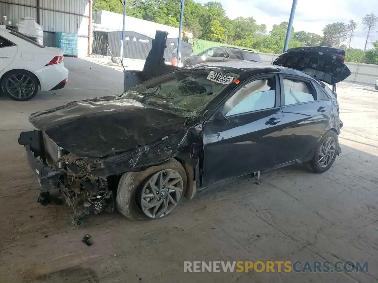 1 Фотография поврежденного автомобиля KMHLM4DG9RU798421 HYUNDAI ELANTRA 2024