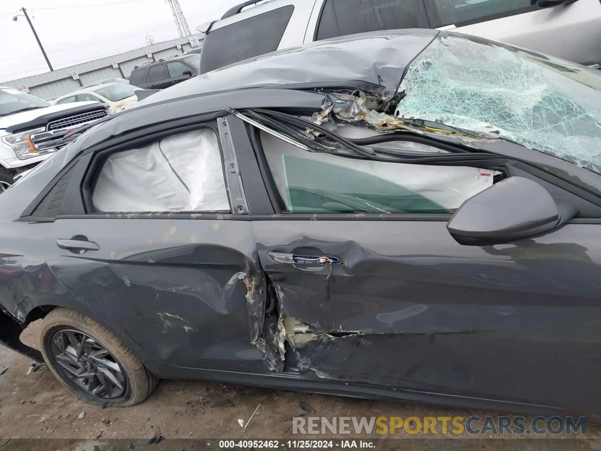 13 Фотография поврежденного автомобиля KMHLM4DG9RU830705 HYUNDAI ELANTRA 2024