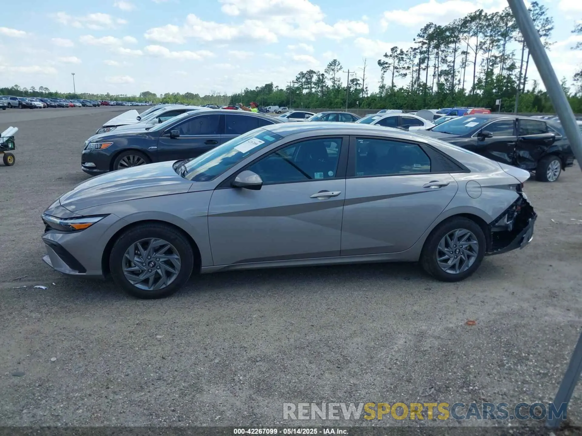 14 Photograph of a damaged car KMHLM4DGXRU661519 HYUNDAI ELANTRA 2024