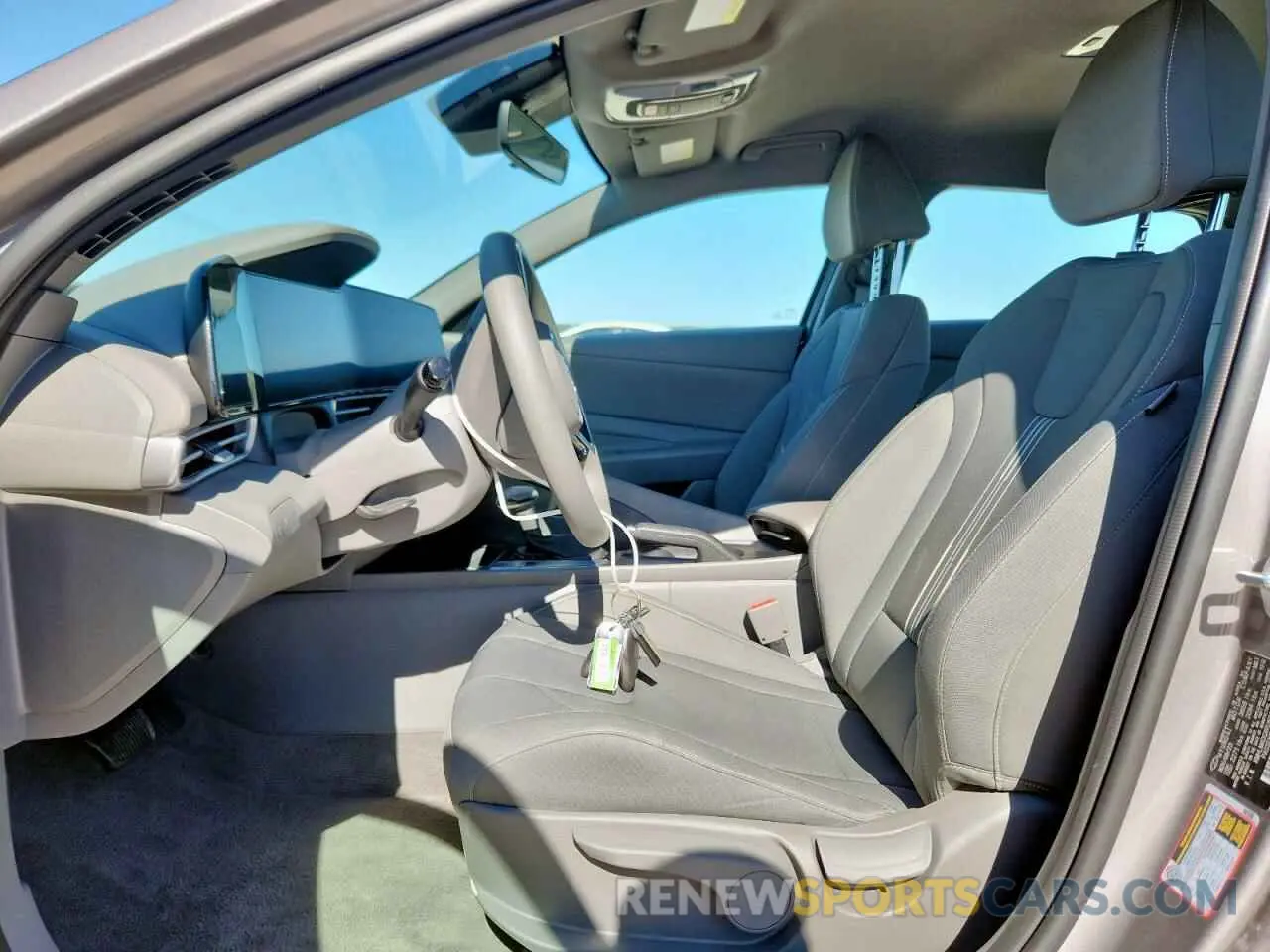 7 Фотография поврежденного автомобиля KMHLM4DGXRU691605 HYUNDAI ELANTRA 2024