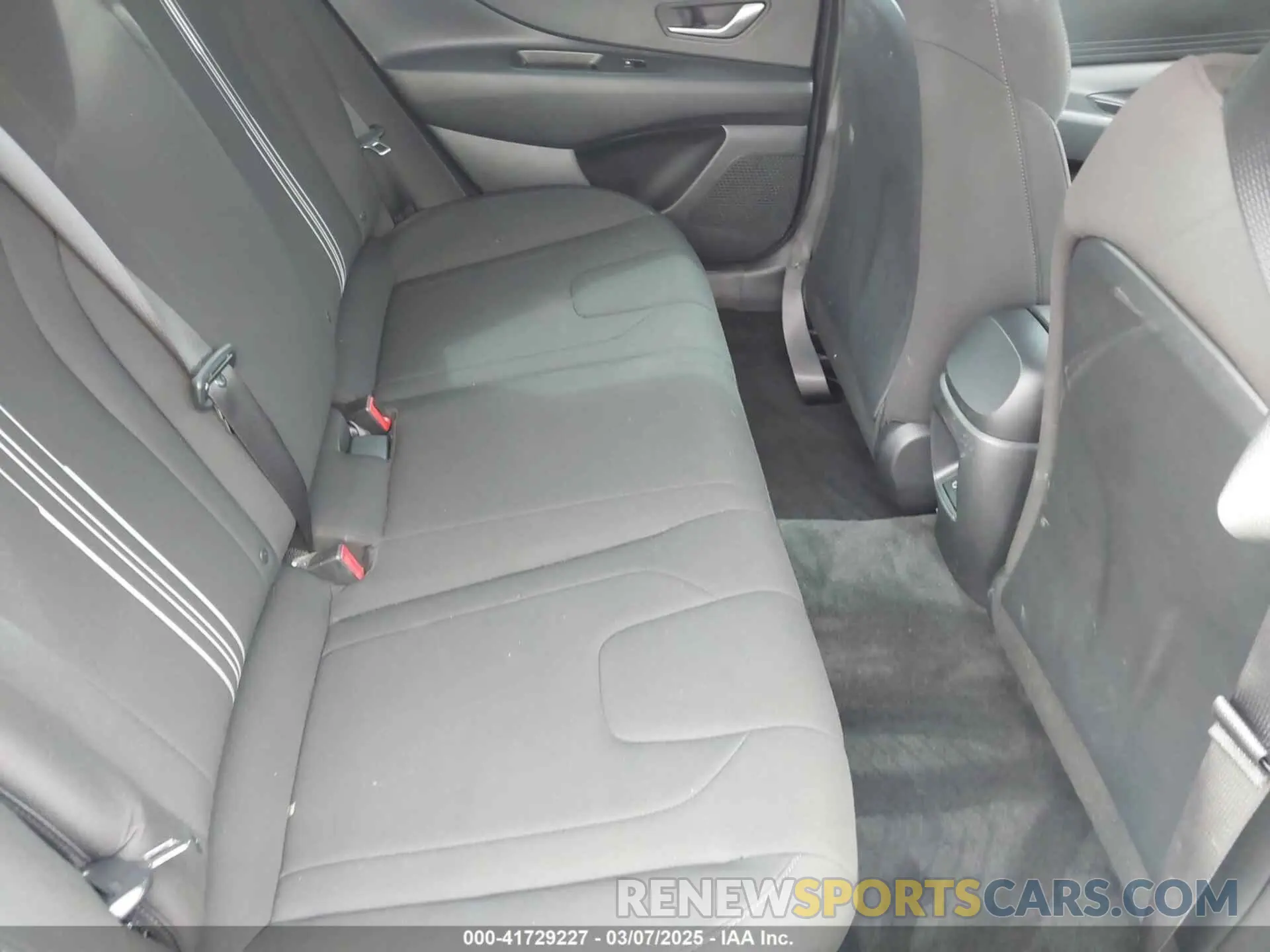 8 Photograph of a damaged car KMHLM4DGXRU704580 HYUNDAI ELANTRA 2024