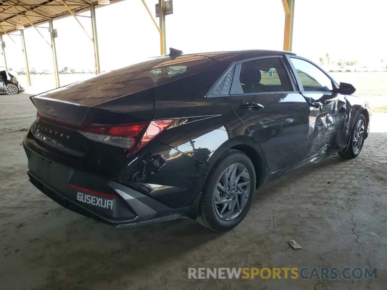 3 Фотография поврежденного автомобиля KMHLM4DGXRU712260 HYUNDAI ELANTRA 2024