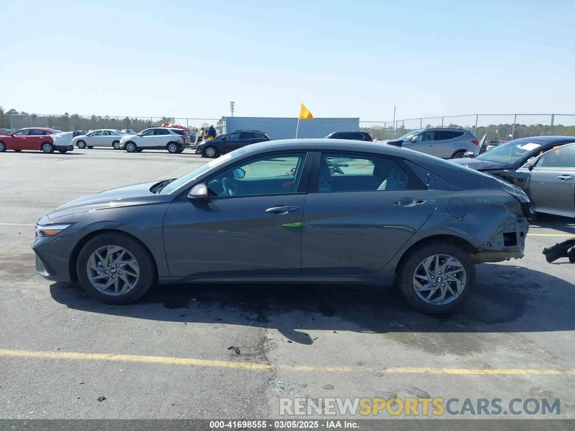 15 Photograph of a damaged car KMHLM4DGXRU740964 HYUNDAI ELANTRA 2024