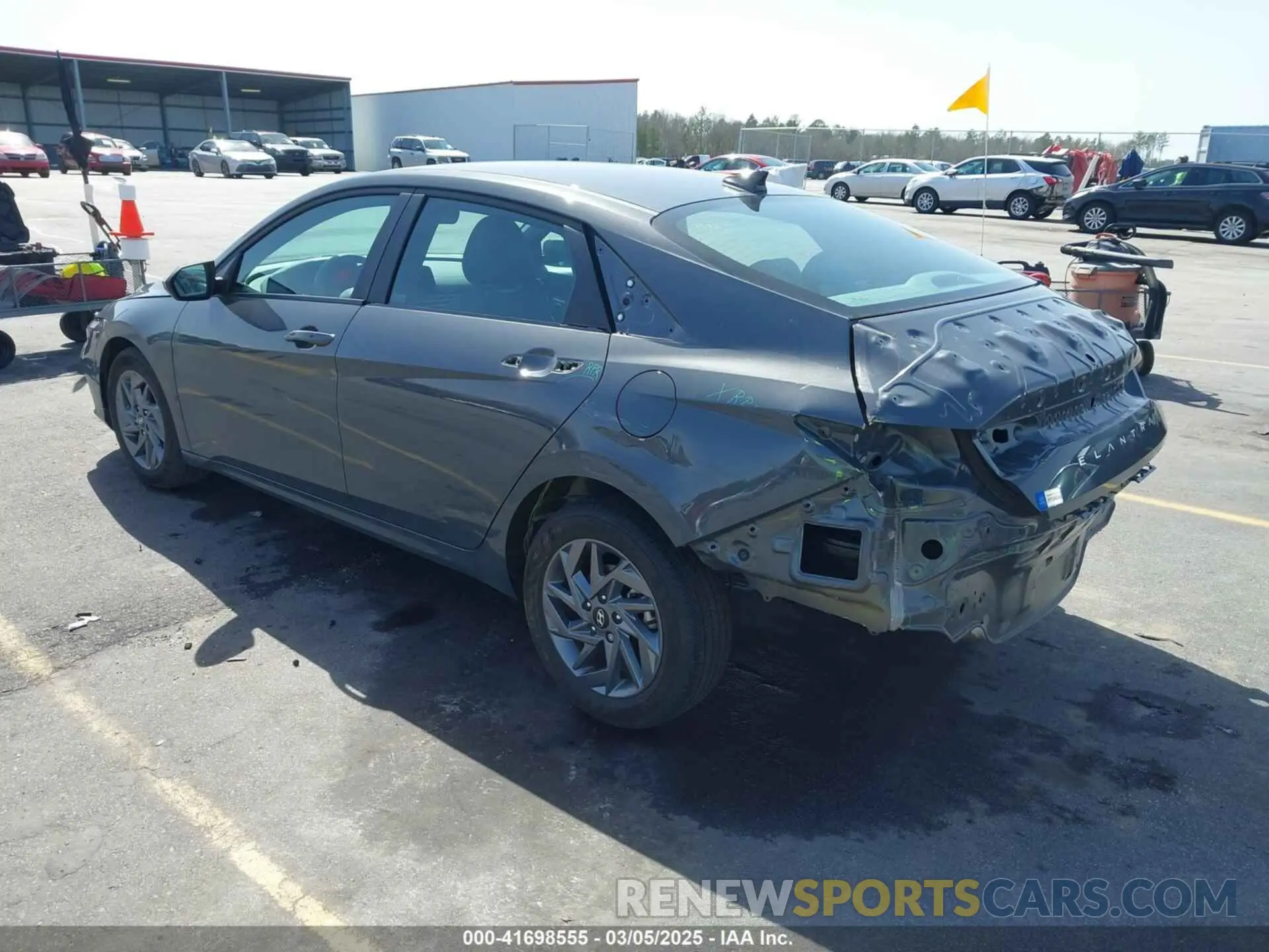 3 Photograph of a damaged car KMHLM4DGXRU740964 HYUNDAI ELANTRA 2024