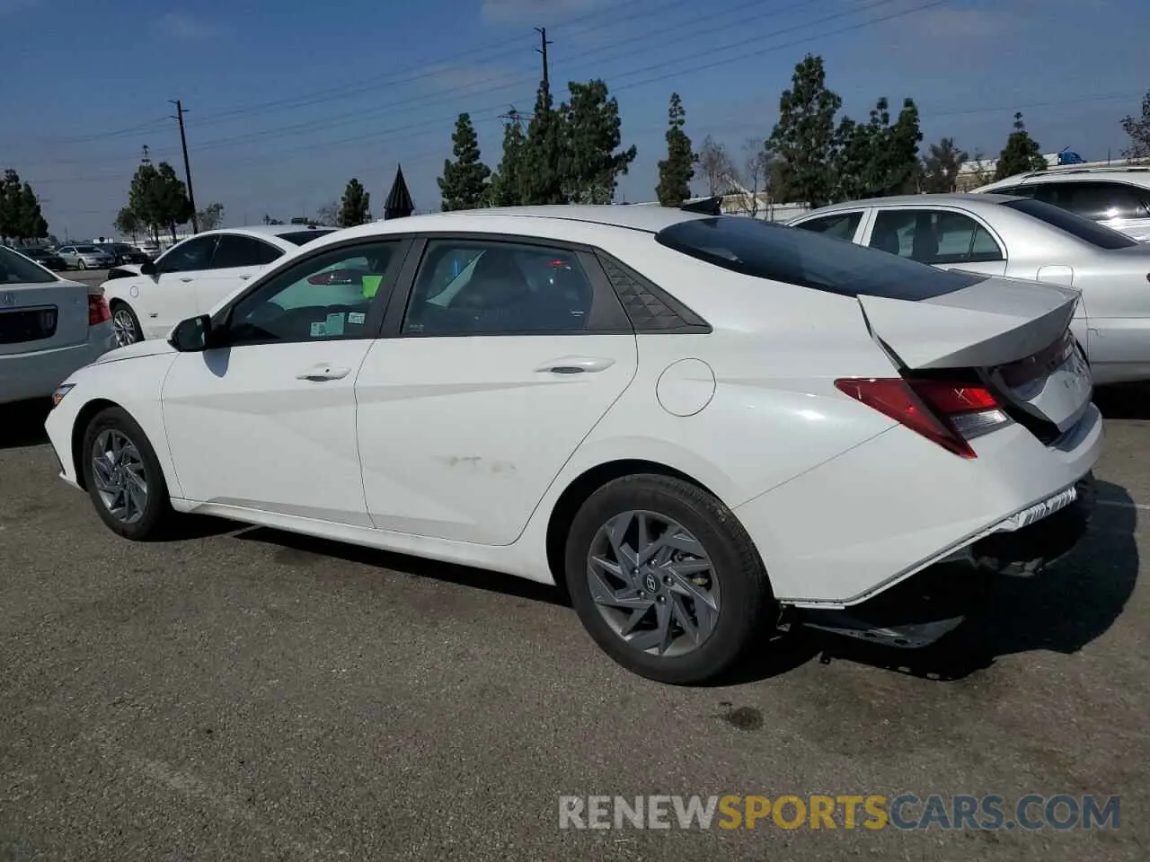 2 Photograph of a damaged car KMHLM4DGXRU779098 HYUNDAI ELANTRA 2024