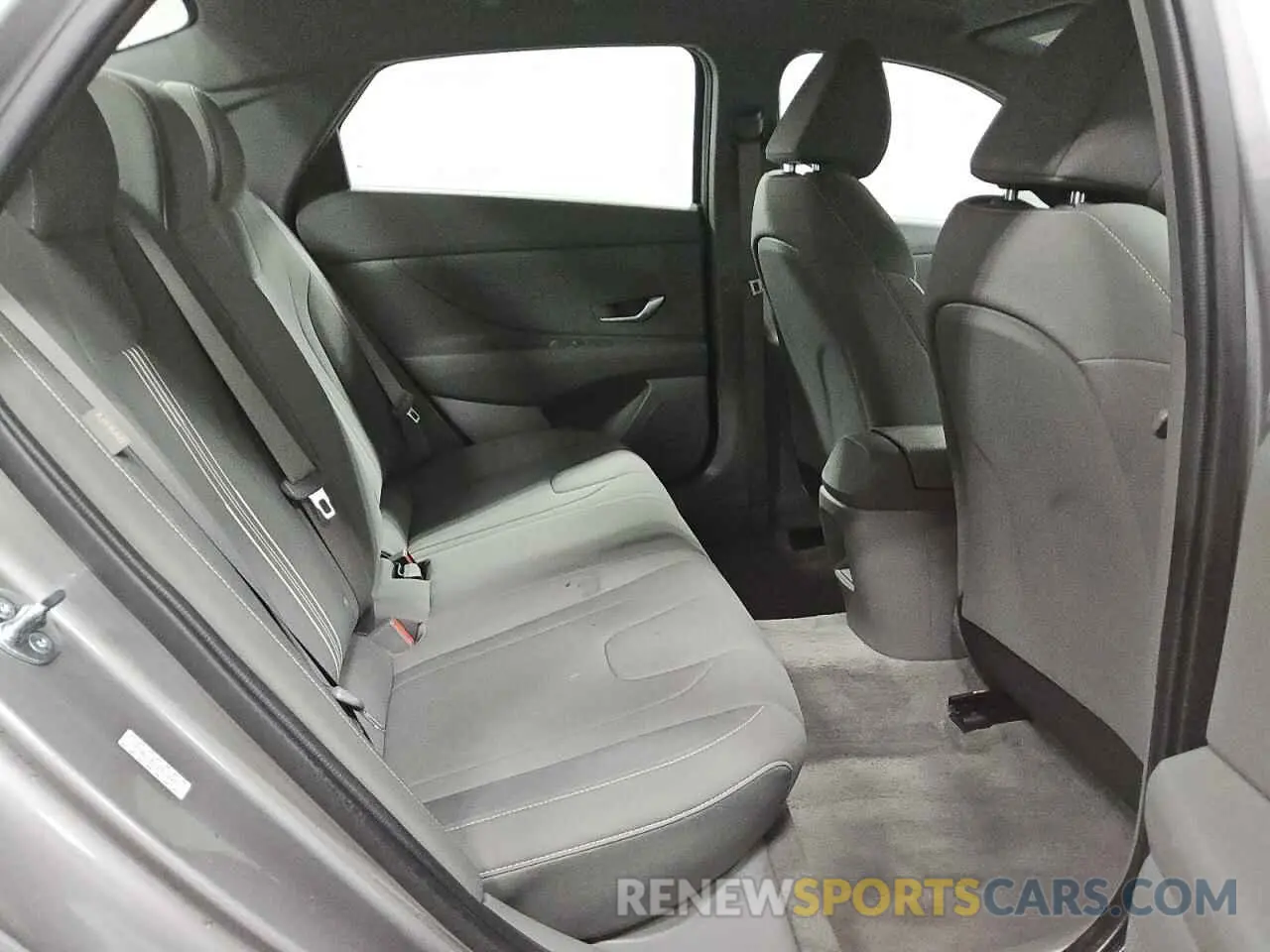 10 Фотография поврежденного автомобиля KMHLM4DGXRU780235 HYUNDAI ELANTRA 2024