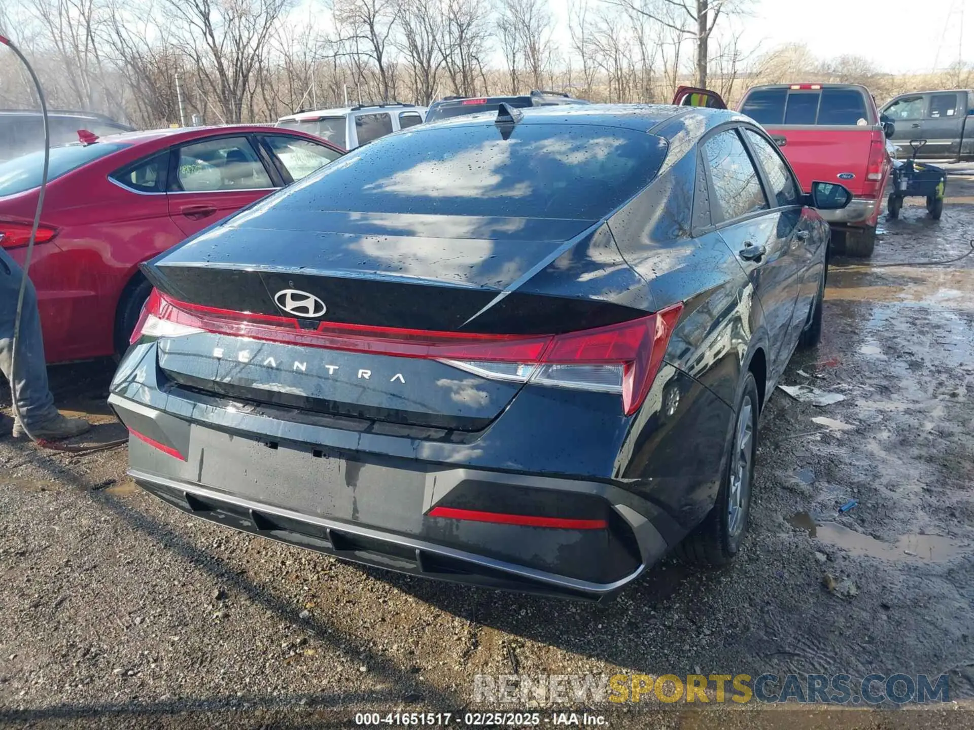 4 Фотография поврежденного автомобиля KMHLM4DGXRU784172 HYUNDAI ELANTRA 2024