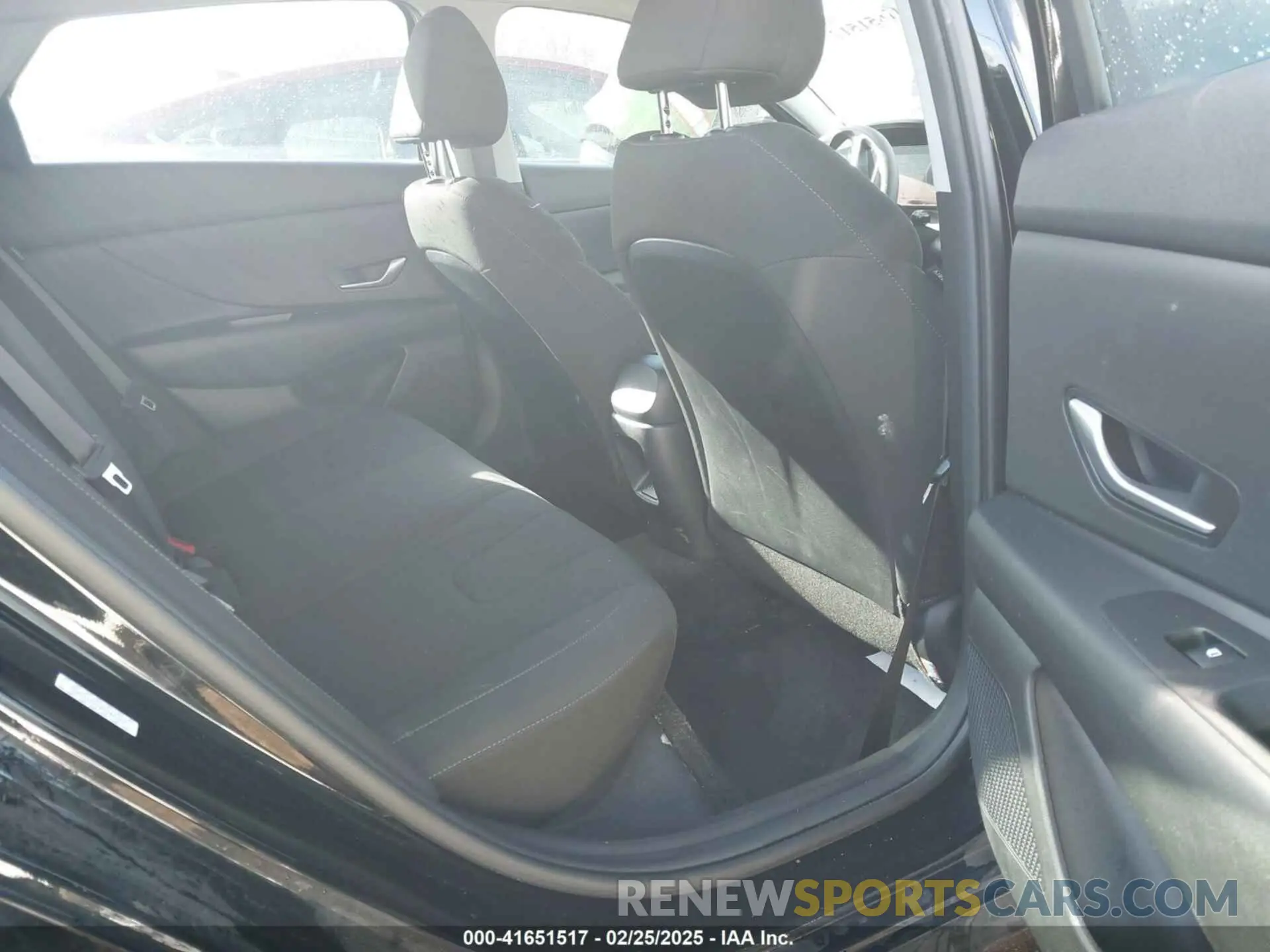 8 Фотография поврежденного автомобиля KMHLM4DGXRU784172 HYUNDAI ELANTRA 2024