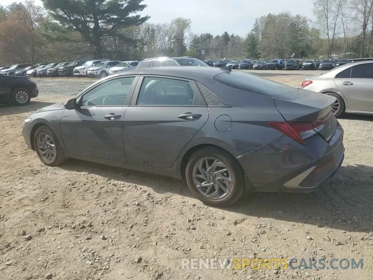 2 Фотография поврежденного автомобиля KMHLM4DJ5RU103945 HYUNDAI ELANTRA 2024