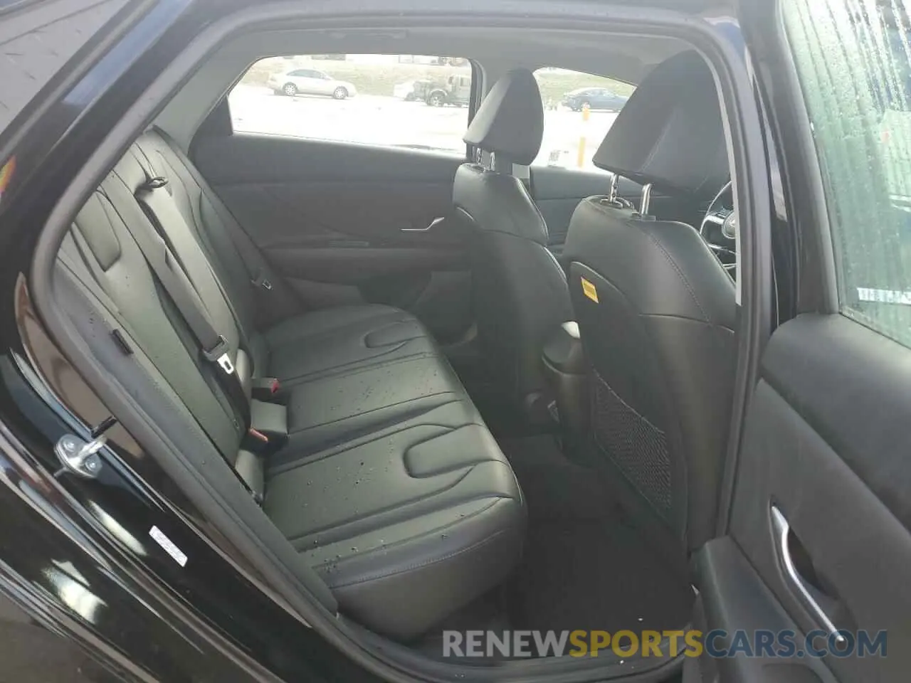 10 Photograph of a damaged car KMHLN4DJ3RU116061 HYUNDAI ELANTRA 2024