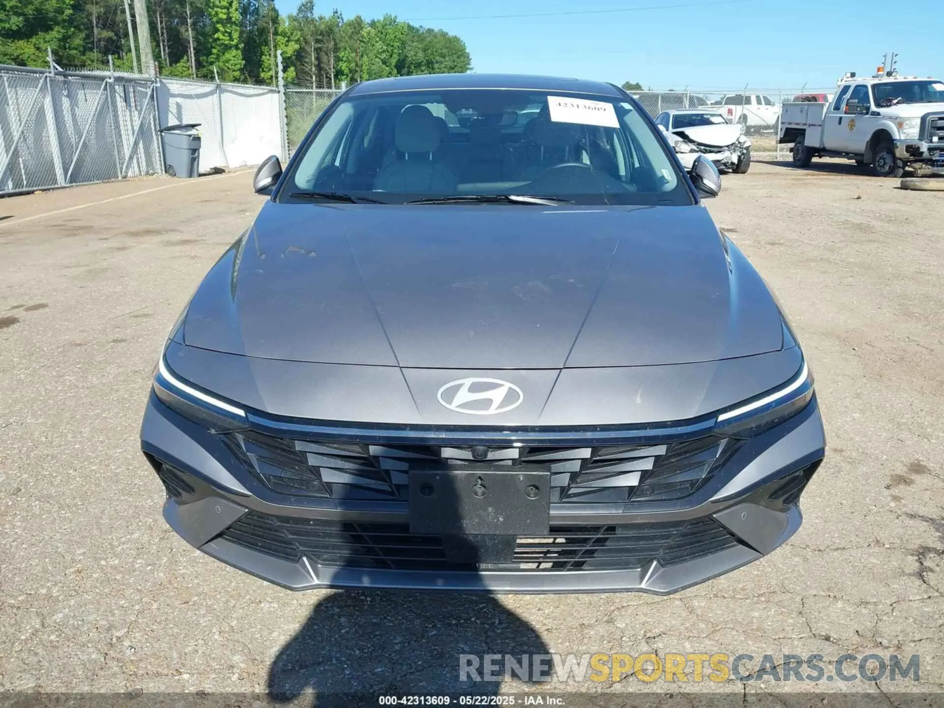 12 Фотография поврежденного автомобиля KMHLP4DG0RU837369 HYUNDAI ELANTRA 2024