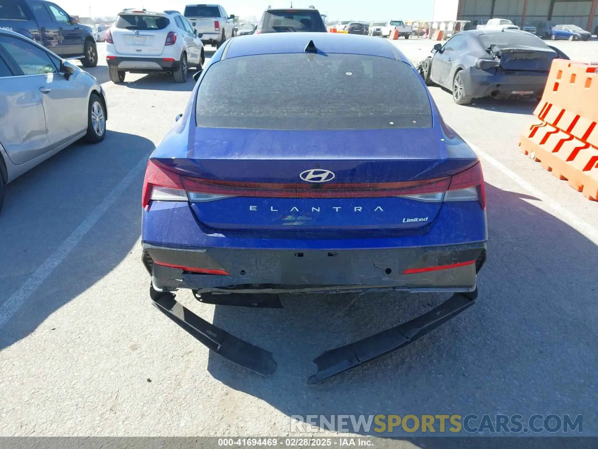 16 Photograph of a damaged car KMHLP4DG1RU707164 HYUNDAI ELANTRA 2024