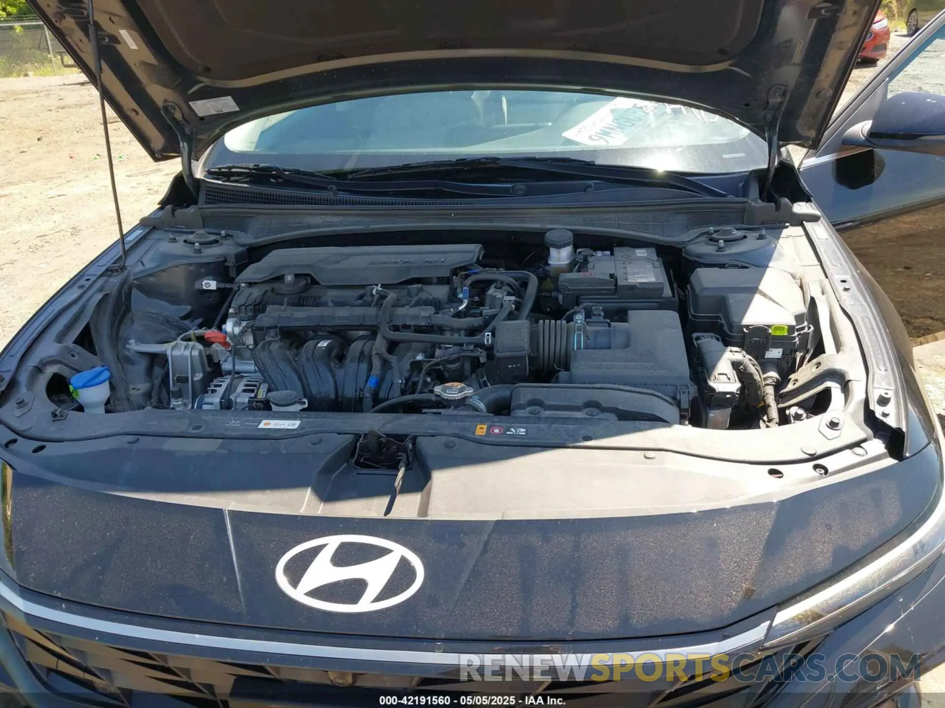 10 Photograph of a damaged car KMHLP4DG1RU795908 HYUNDAI ELANTRA 2024