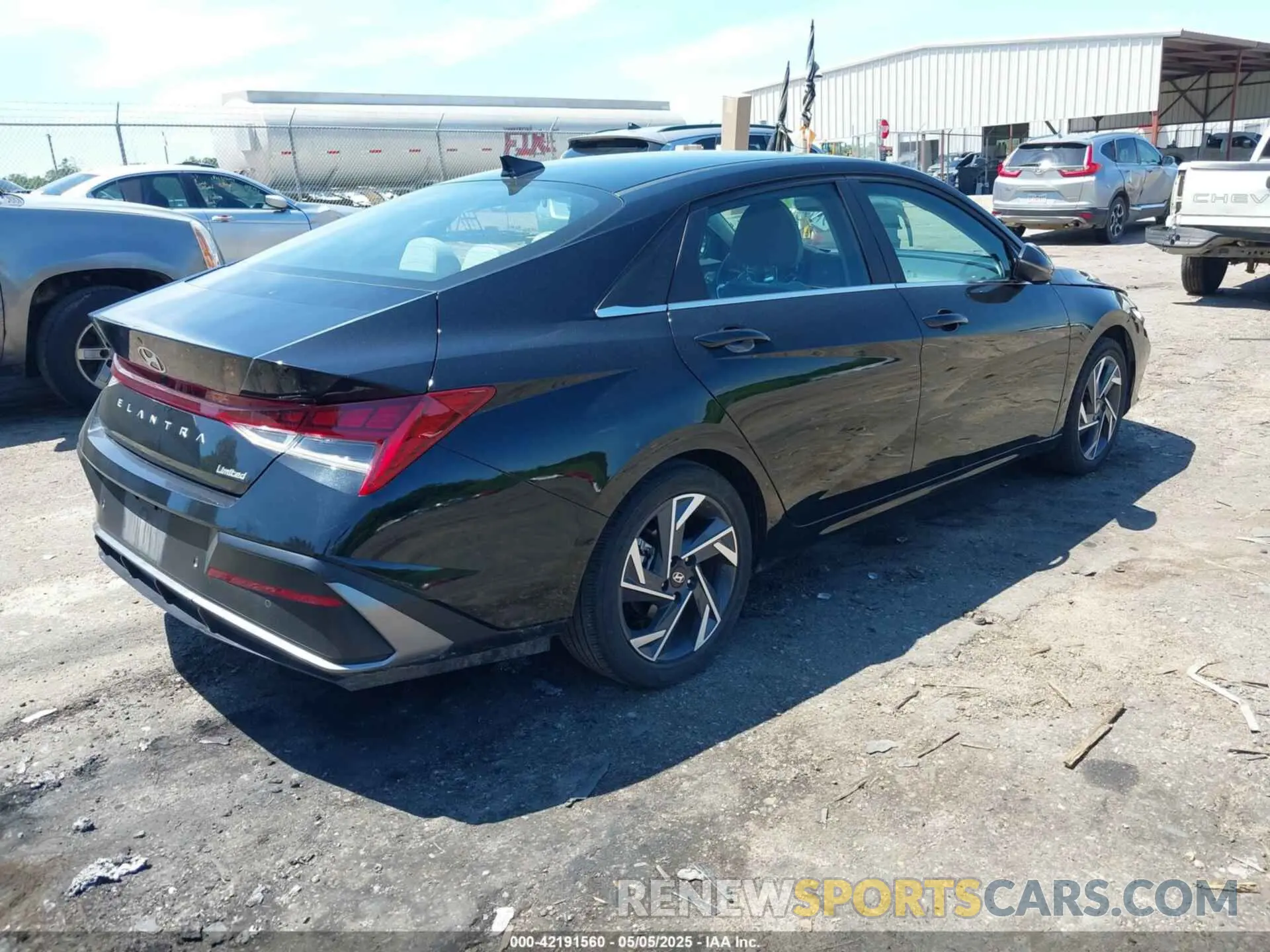 4 Photograph of a damaged car KMHLP4DG1RU795908 HYUNDAI ELANTRA 2024