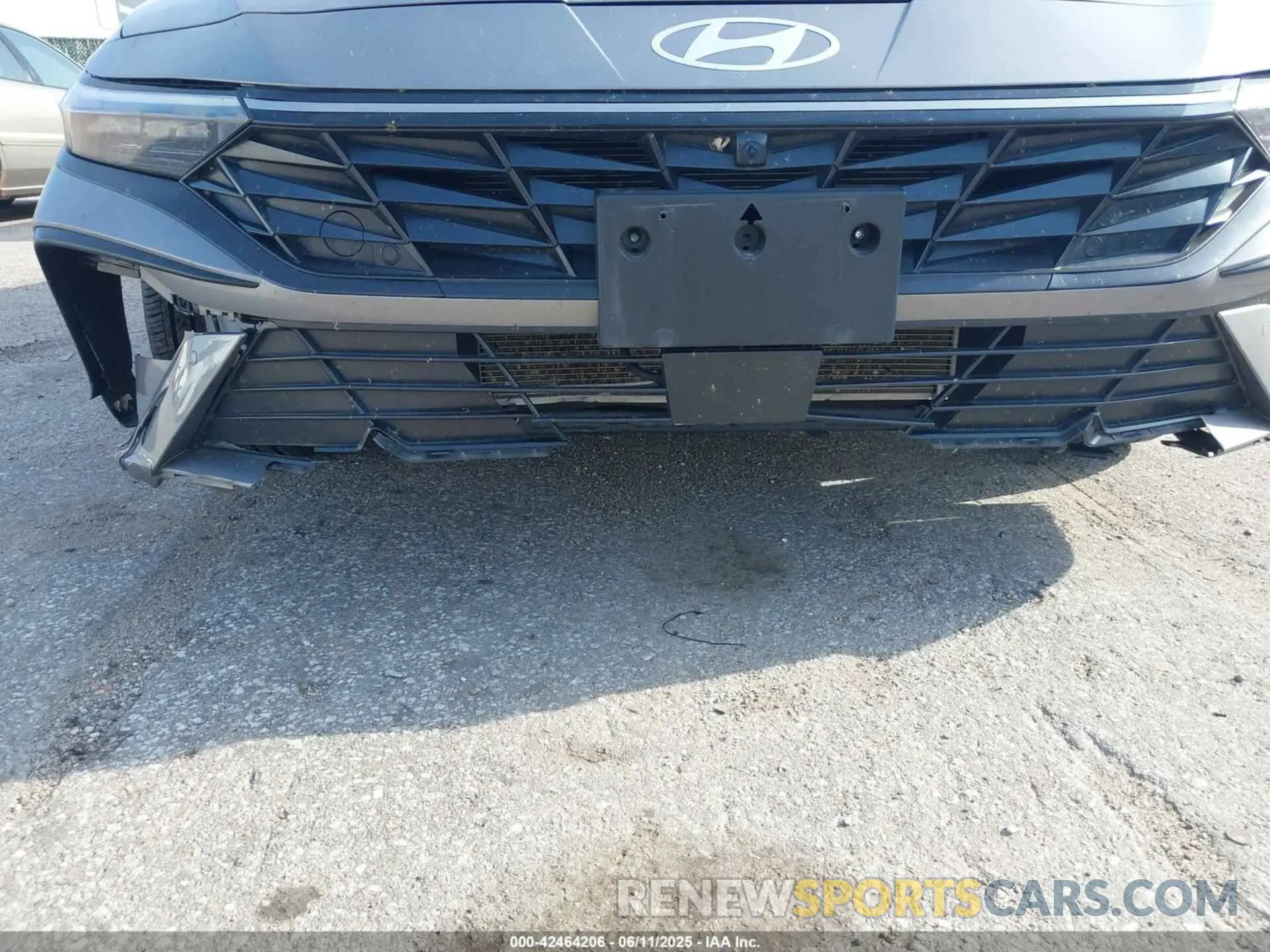6 Photograph of a damaged car KMHLP4DG2RU828401 HYUNDAI ELANTRA 2024