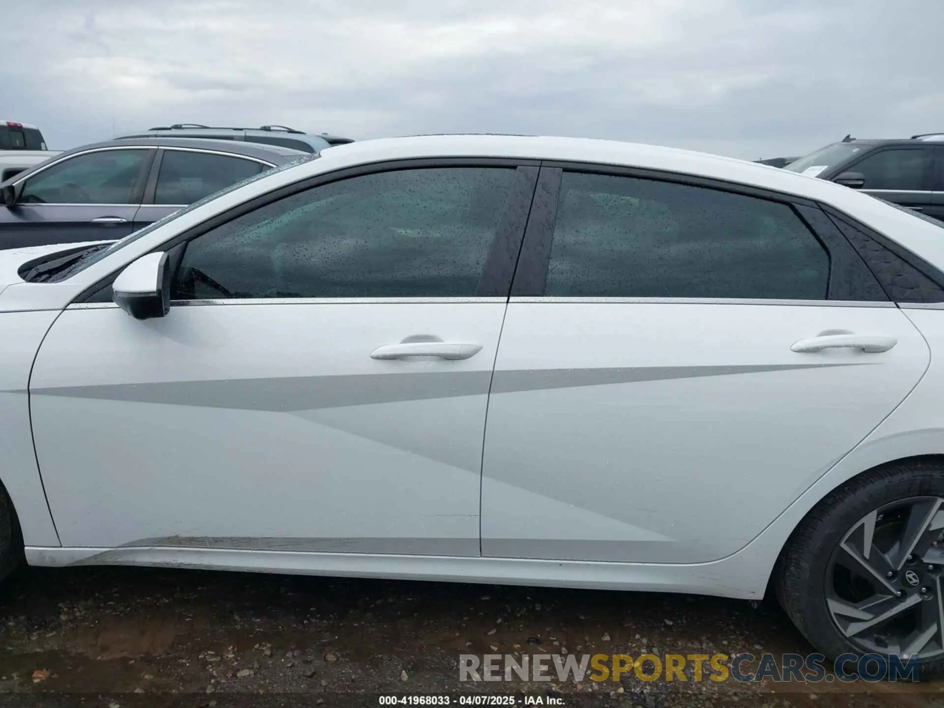 15 Photograph of a damaged car KMHLP4DG3RU687130 HYUNDAI ELANTRA 2024
