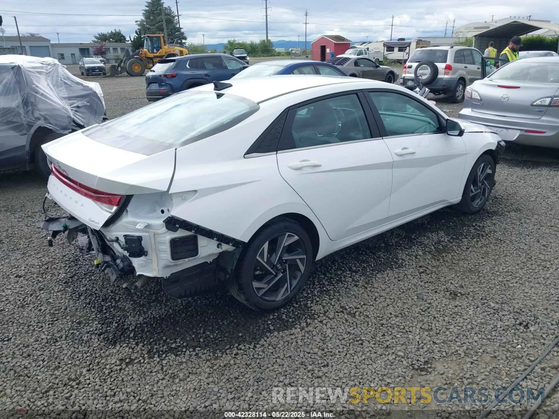 4 Фотография поврежденного автомобиля KMHLP4DG3RU837222 HYUNDAI ELANTRA 2024