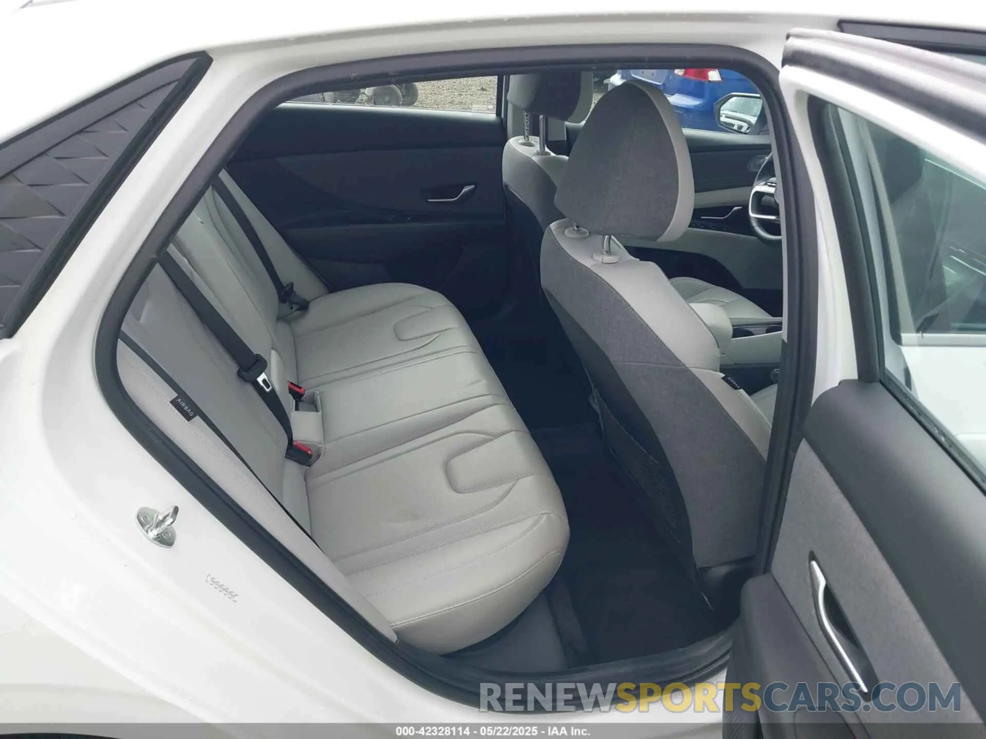 8 Фотография поврежденного автомобиля KMHLP4DG3RU837222 HYUNDAI ELANTRA 2024