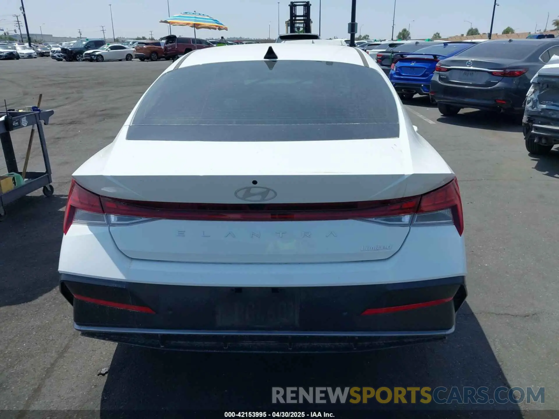 16 Photograph of a damaged car KMHLP4DG5RU658440 HYUNDAI ELANTRA 2024