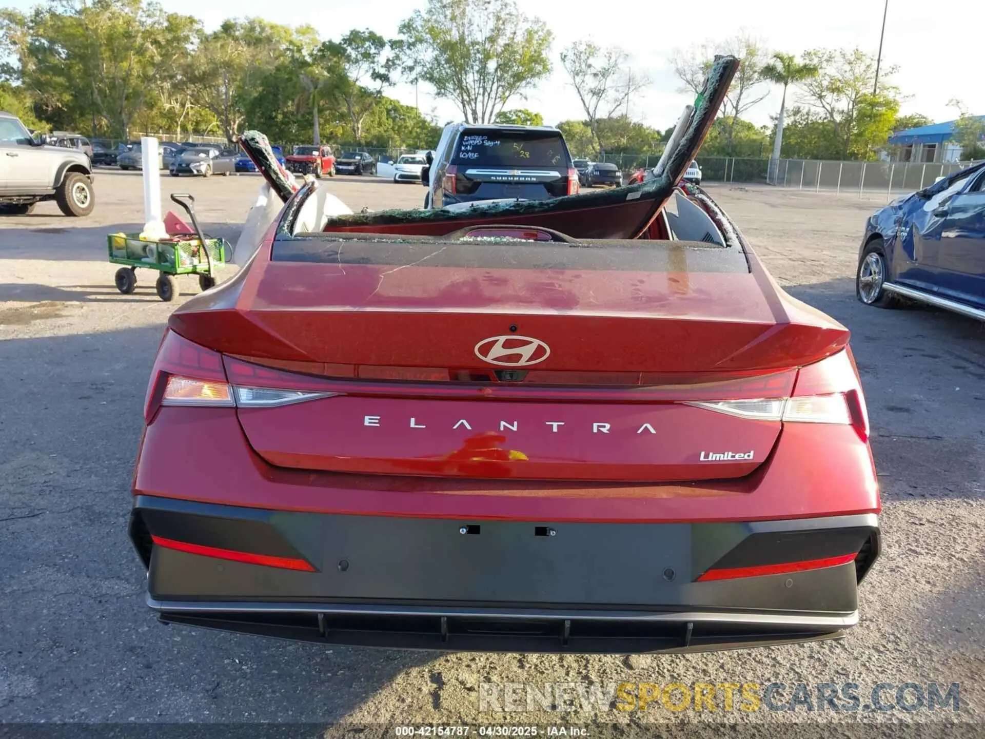 16 Фотография поврежденного автомобиля KMHLP4DG5RU764628 HYUNDAI ELANTRA 2024