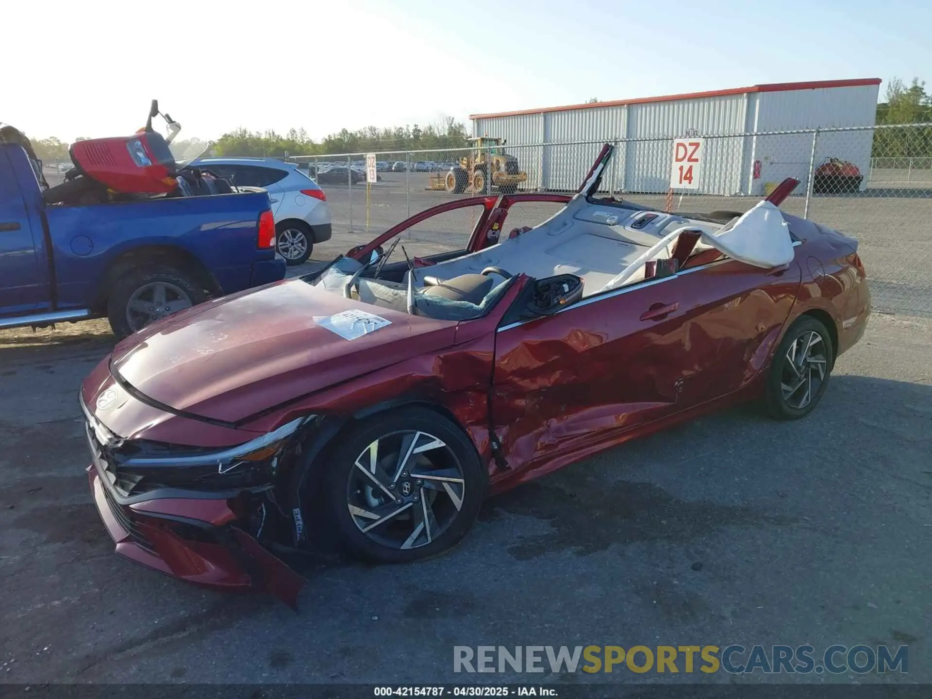 2 Фотография поврежденного автомобиля KMHLP4DG5RU764628 HYUNDAI ELANTRA 2024