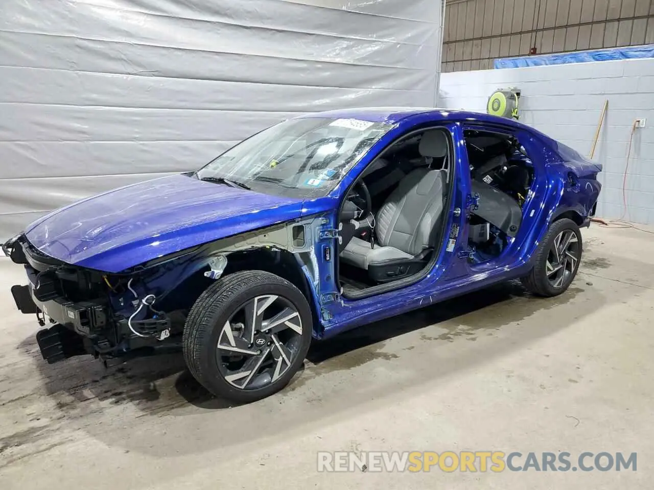 1 Photograph of a damaged car KMHLP4DG6RU832385 HYUNDAI ELANTRA 2024