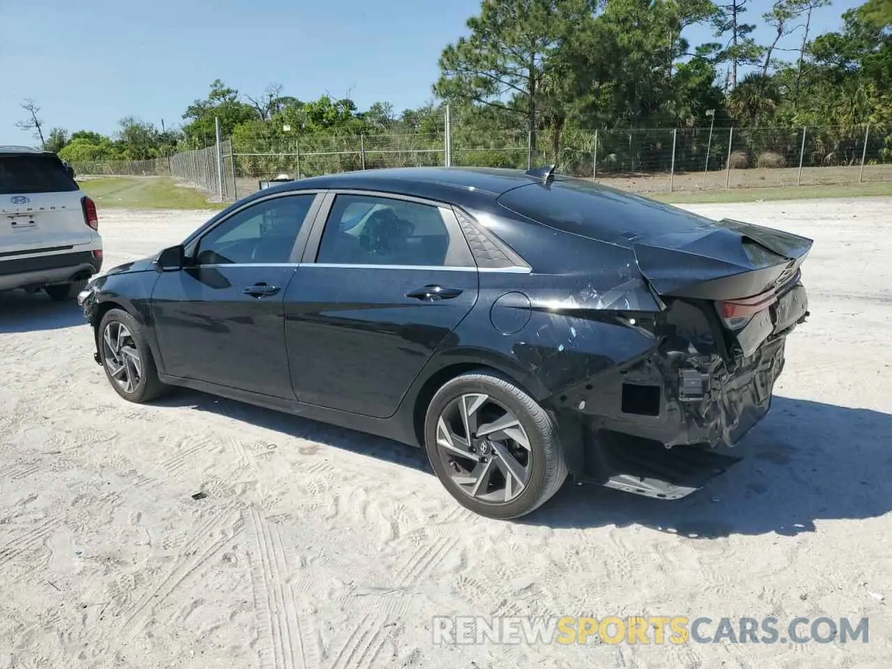 2 Фотография поврежденного автомобиля KMHLP4DG7RU668144 HYUNDAI ELANTRA 2024