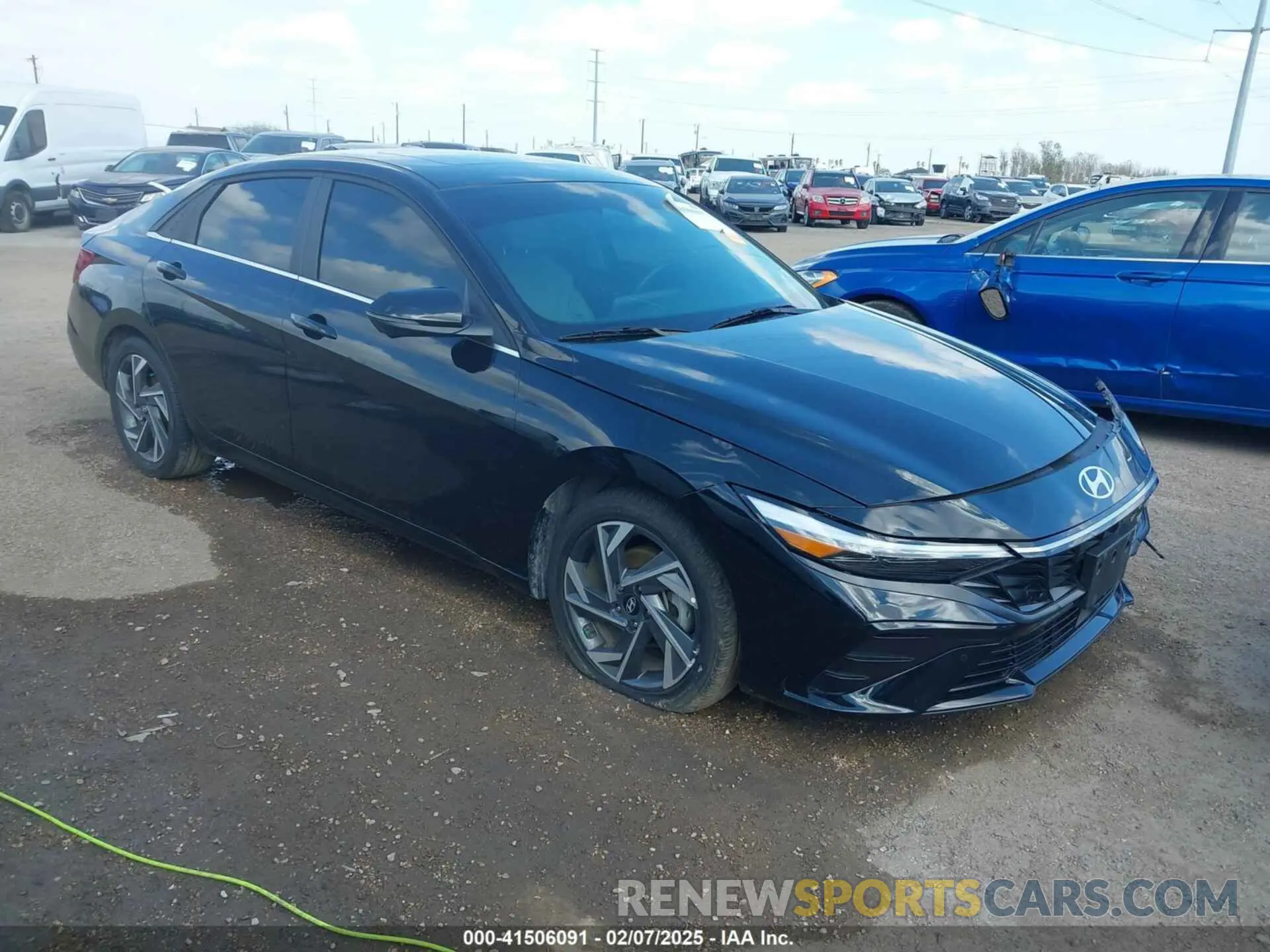 1 Фотография поврежденного автомобиля KMHLP4DG7RU718847 HYUNDAI ELANTRA 2024