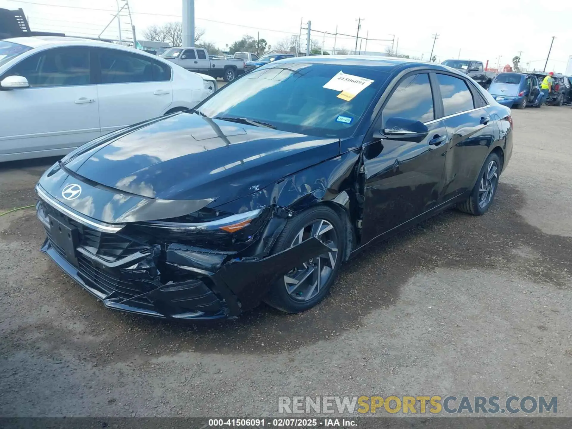 2 Фотография поврежденного автомобиля KMHLP4DG7RU718847 HYUNDAI ELANTRA 2024