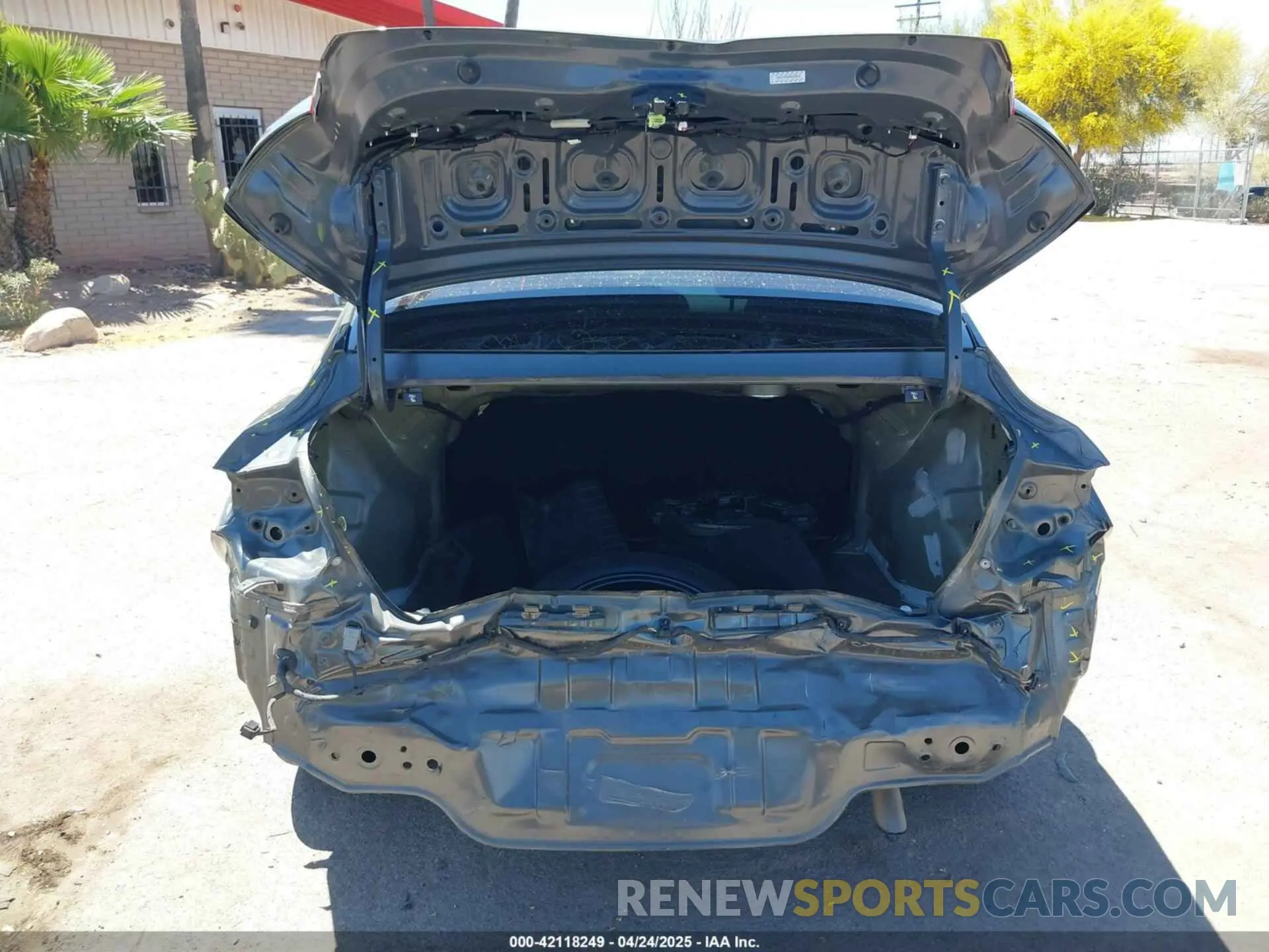 17 Photograph of a damaged car KMHLP4DG8RU656892 HYUNDAI ELANTRA 2024